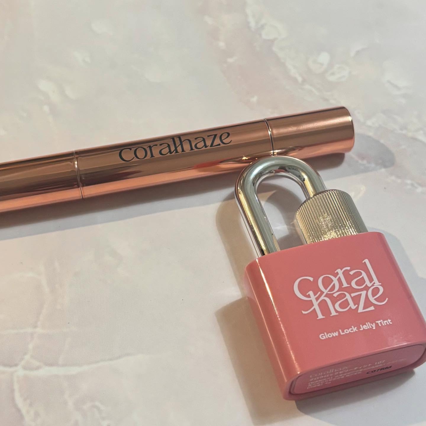 ボリューマイジングフォンデュリップ B01 オブテイン/Coralhaze/口紅を使ったクチコミ（1枚目）