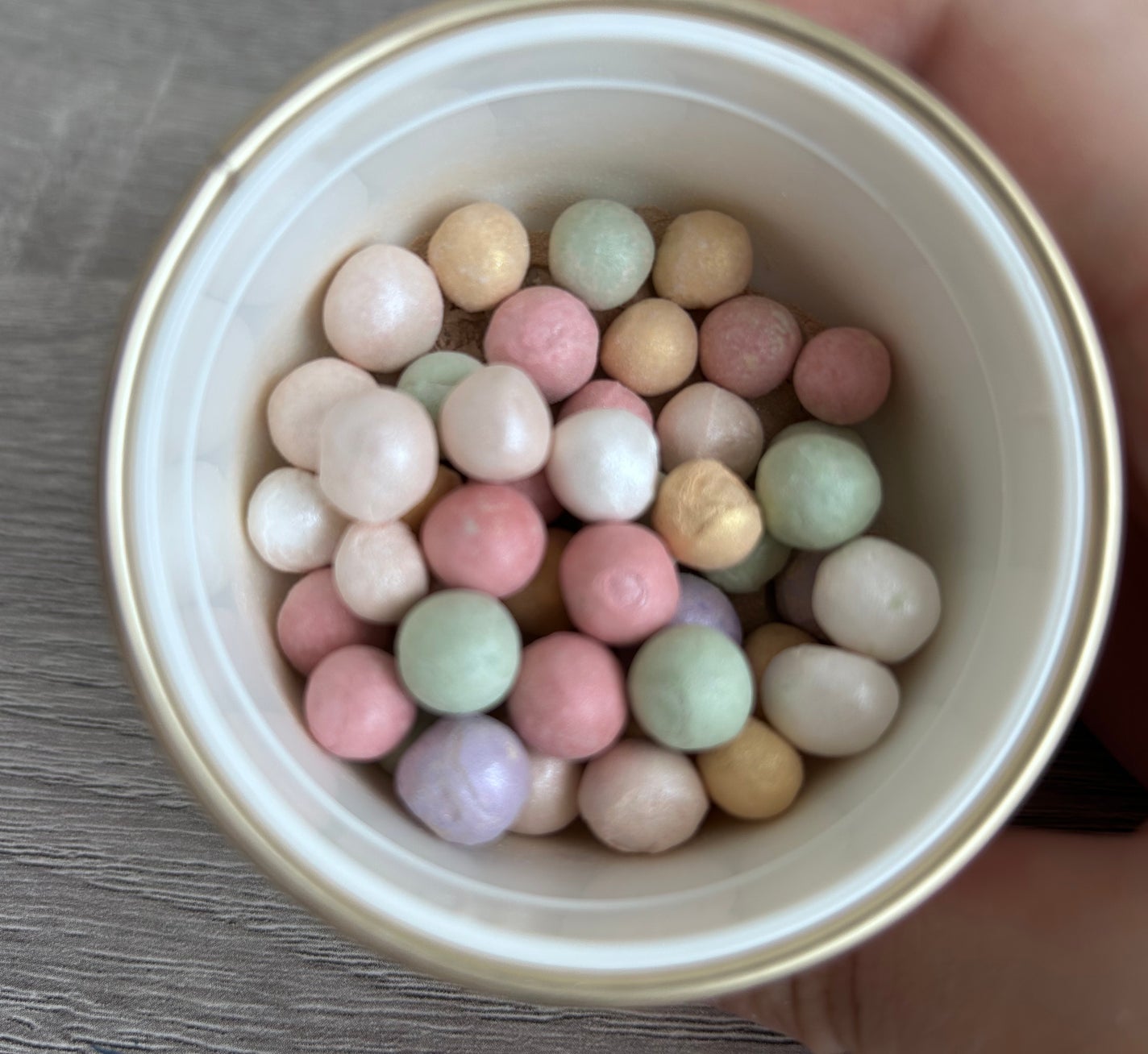 メテオリット ビーユ/GUERLAIN/フェイスパウダーを使ったクチコミ(3枚目)