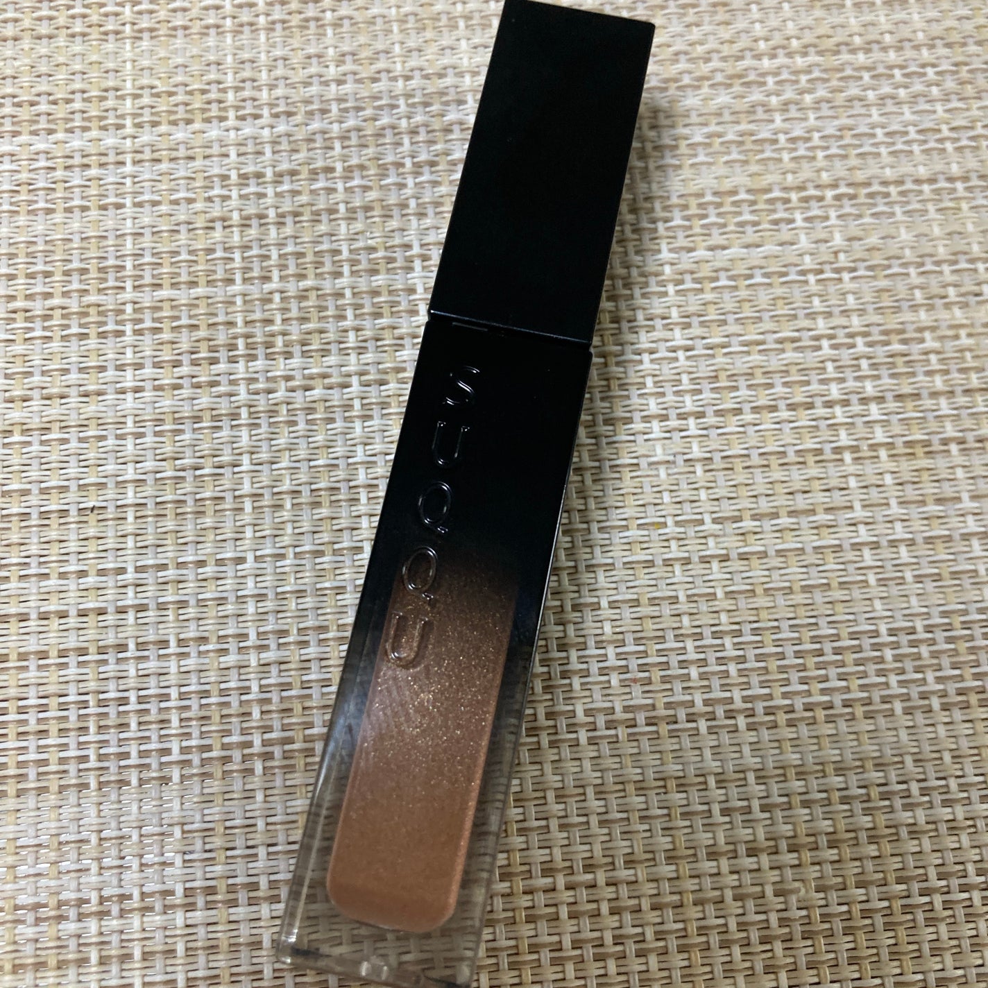 リクイド ラスター アイズ /SUQQU/リキッドアイシャドウを使ったクチコミ(1枚目)