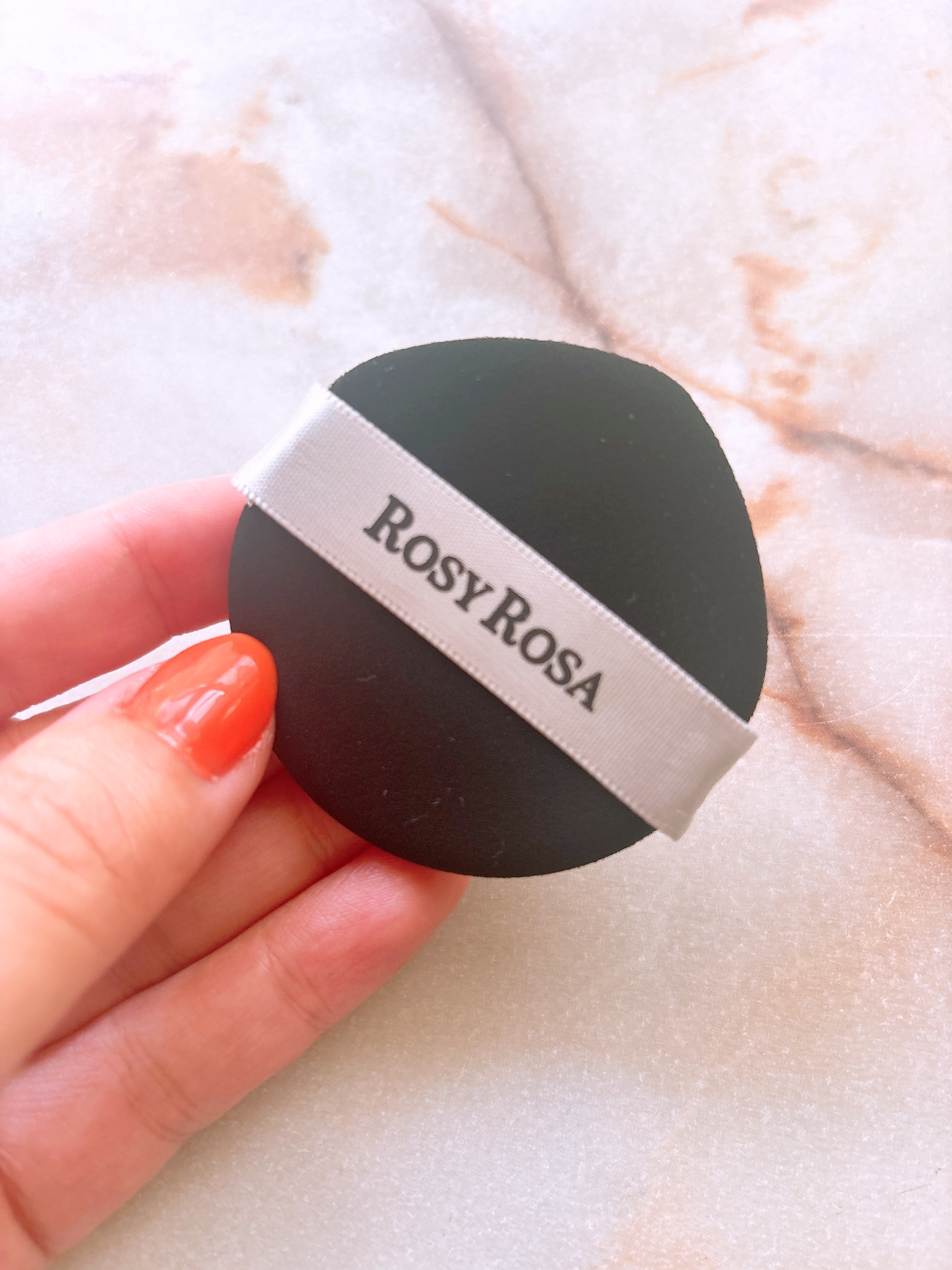 マルチファンデパフ2P 〈スリム〉/ロージーローザ/パフ・スポンジを使ったクチコミ（2枚目）