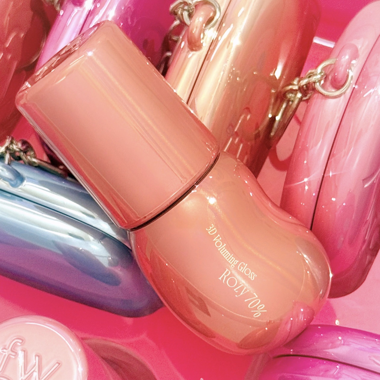 フィー 3Dボリューミンググロス B08 ロージー  70％/fwee/リップグロスを使ったクチコミ（2枚目）