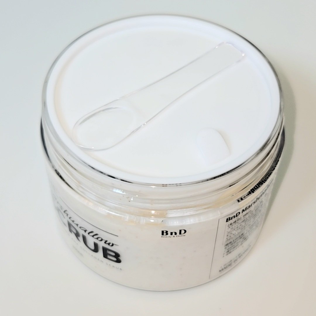 BnD マシュマロ コラーゲン AHA スクラブ /BnD/ボディスクラブを使ったクチコミ（2枚目）