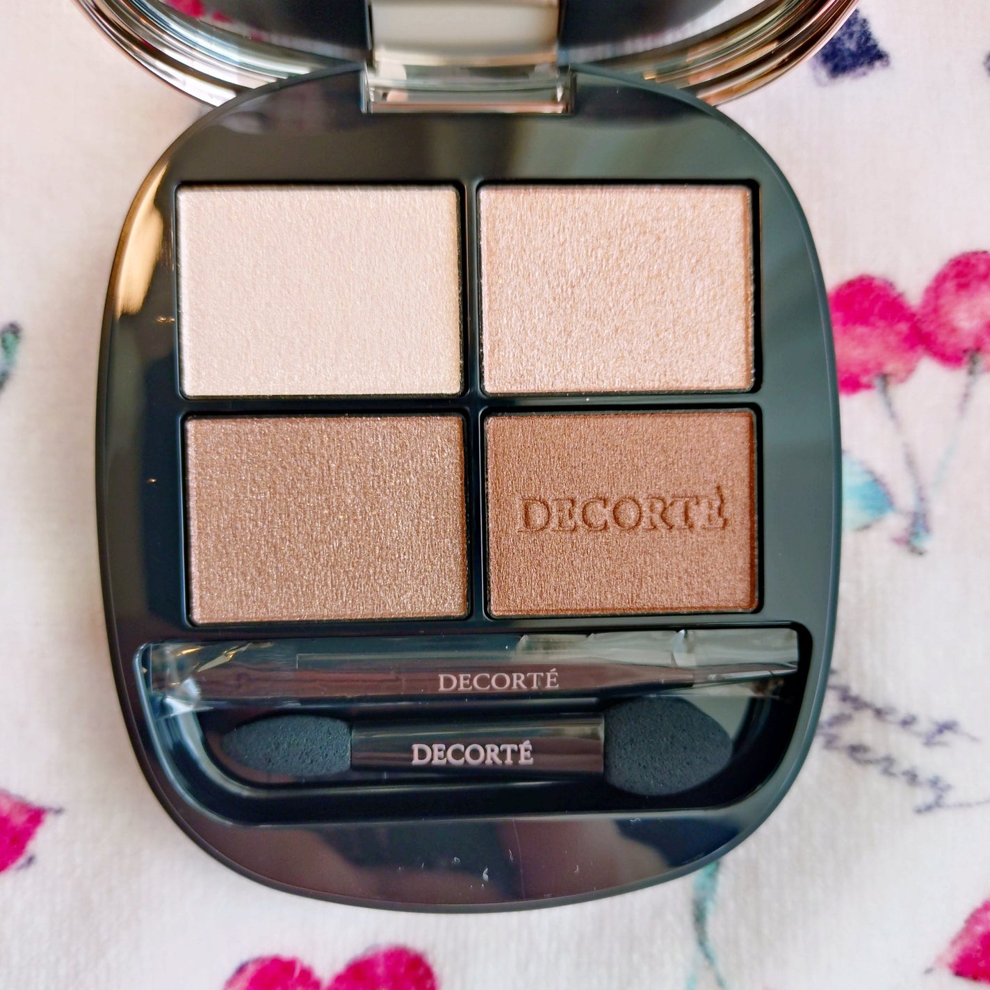 スキンシャドウ デザイニング パレット/DECORTÉ/アイシャドウパレットを使ったクチコミ(1枚目)