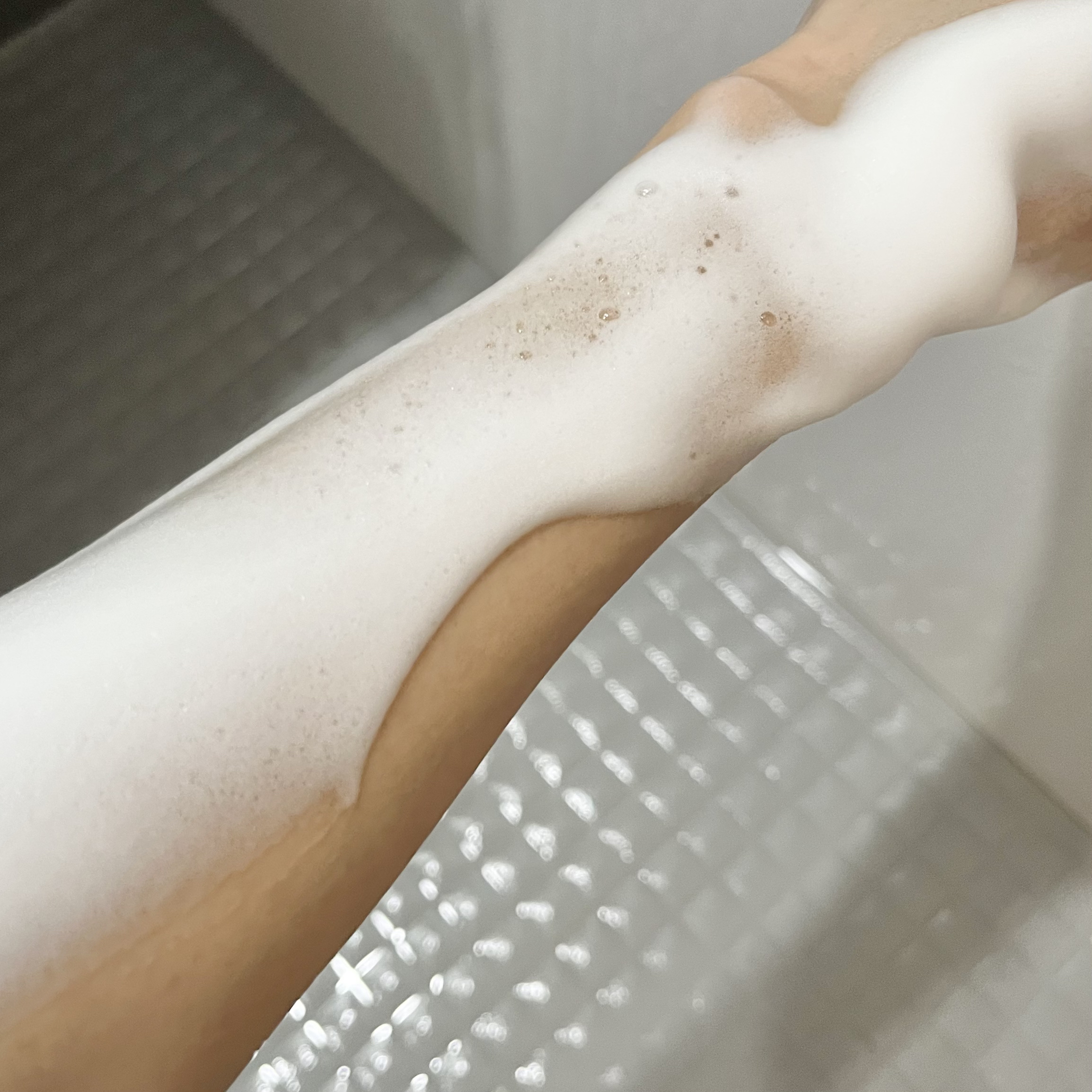 薬用　ダヴ　ニキビケア泡ボディウォッシュ　なめらか素肌/ダヴ/ボディソープを使ったクチコミ（3枚目）