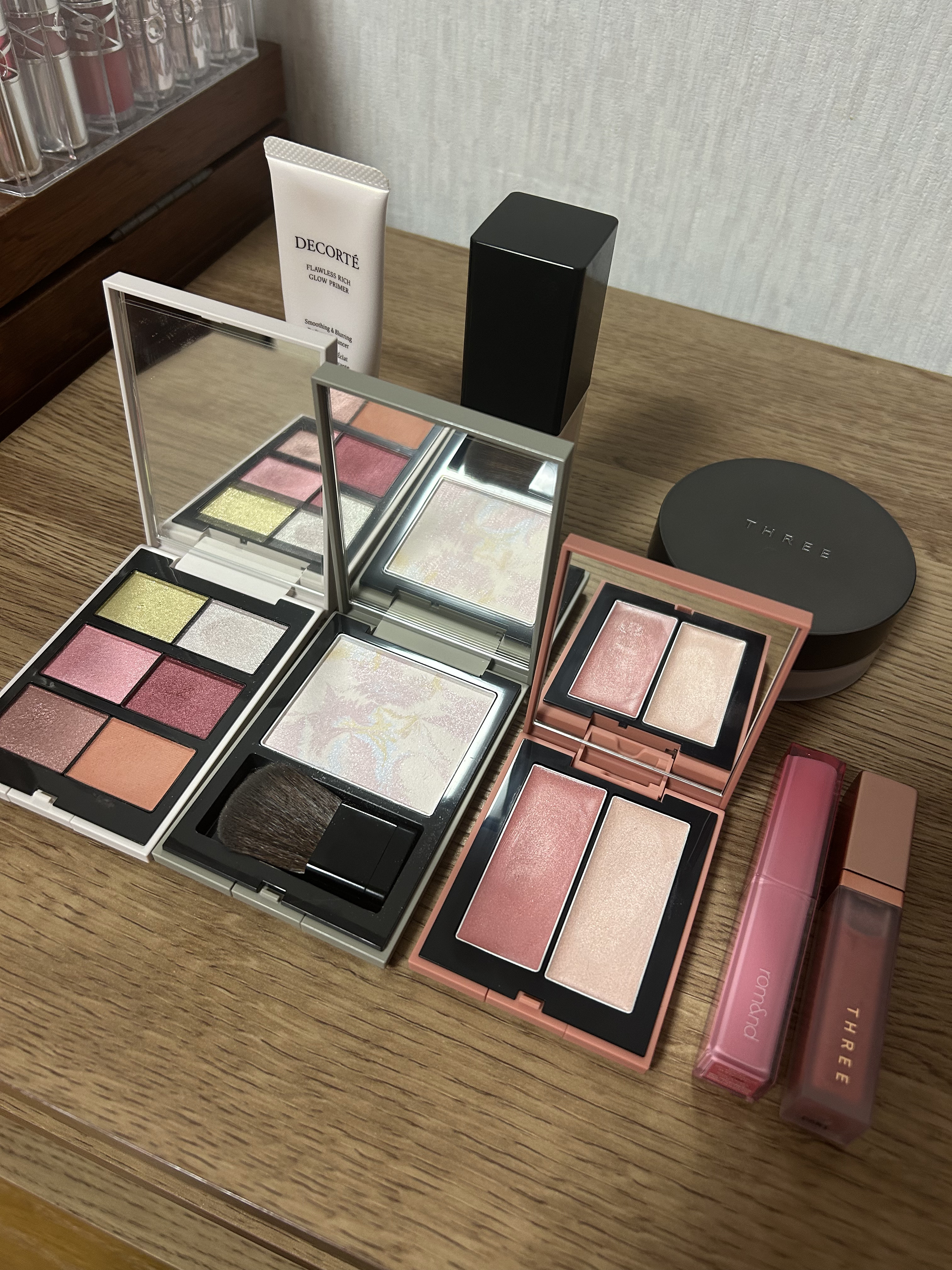 限定値下げ！THREE ディスコーダントダンスフェイスパウダー 秋コスメ6