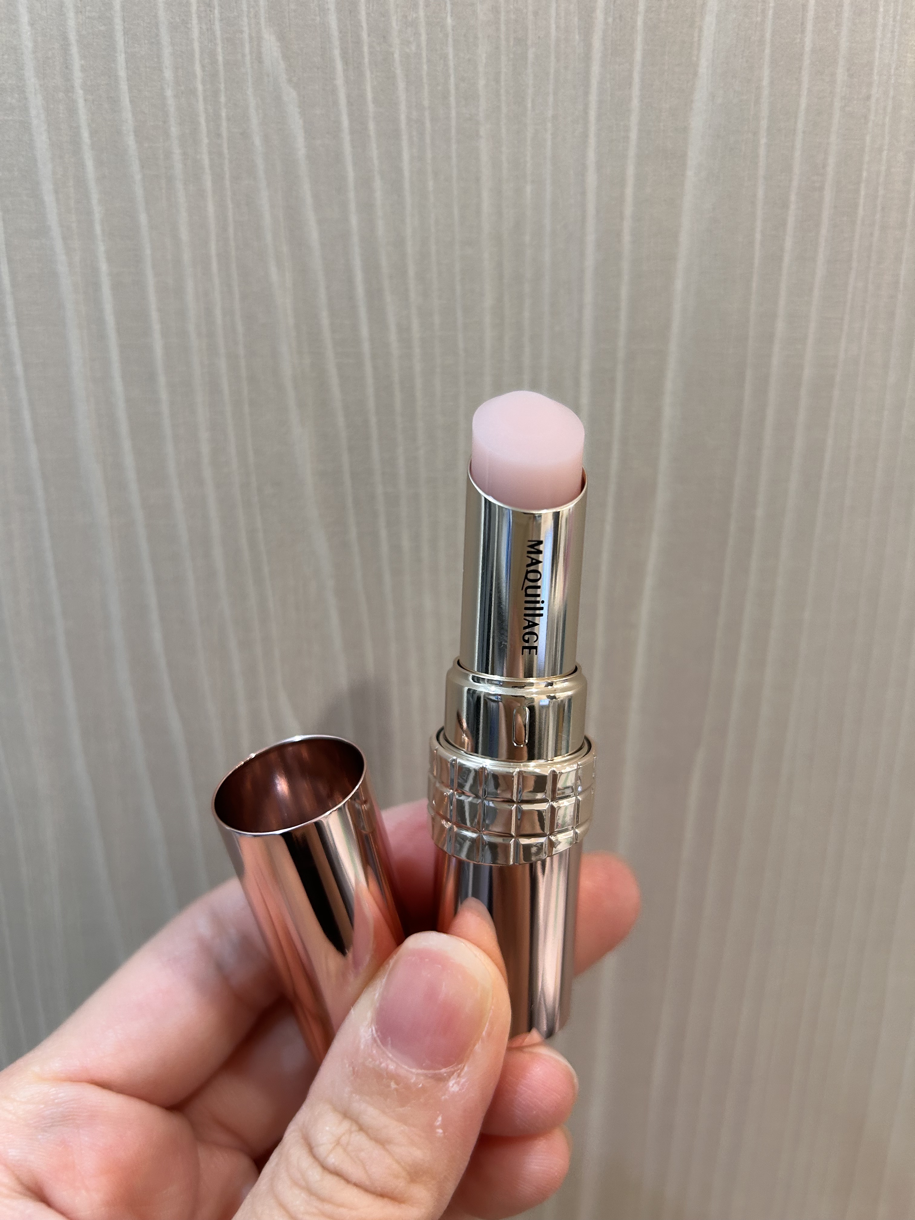 ドラマティックエッセンスリップケア （医薬部外品）リップクリーム/マキアージュ/リップクリームを使ったクチコミ（1枚目）