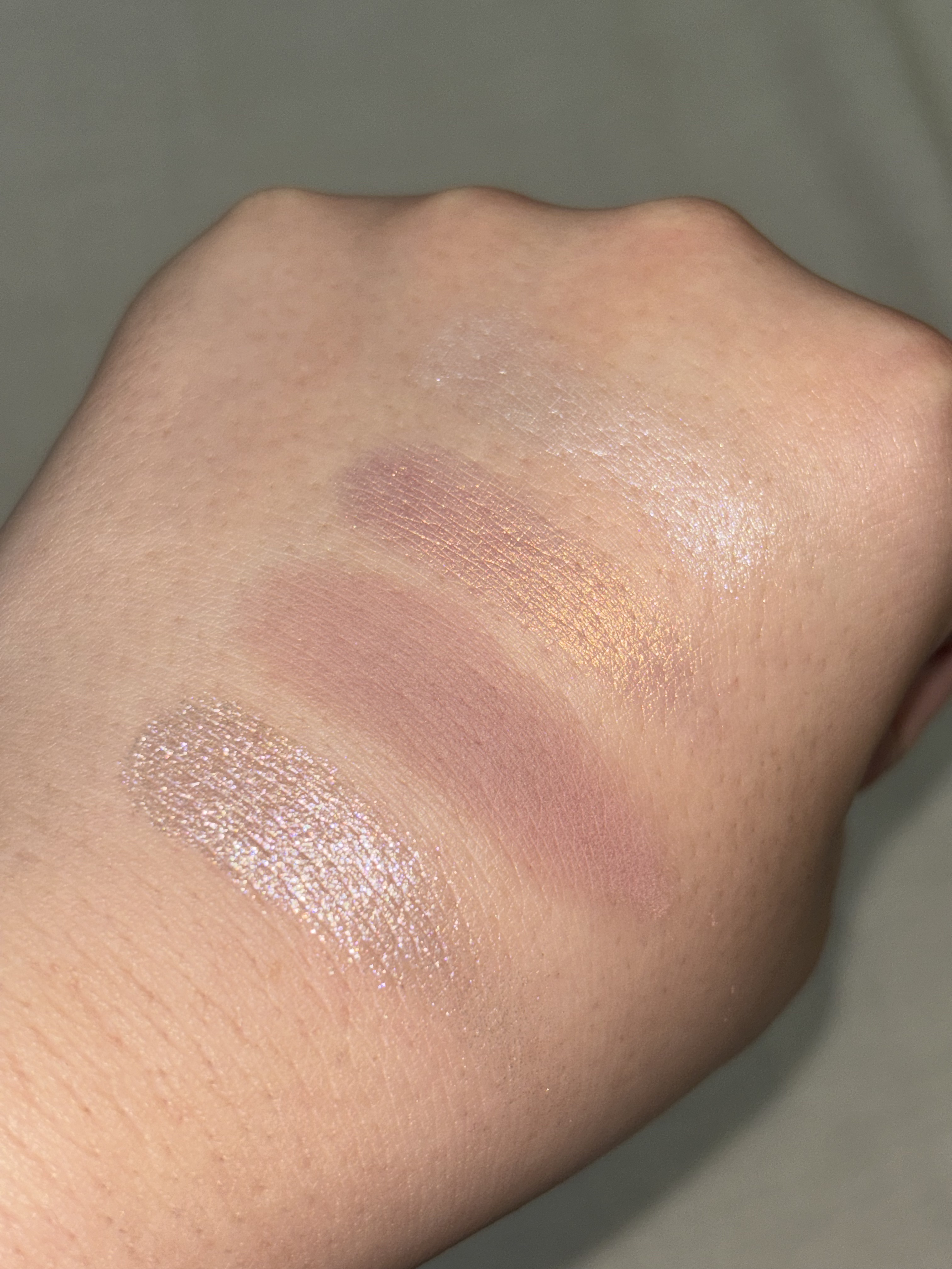 アディクション ザ シングル アイシャドウ マット/ADDICTION/単色アイシャドウを使ったクチコミ（3枚目）