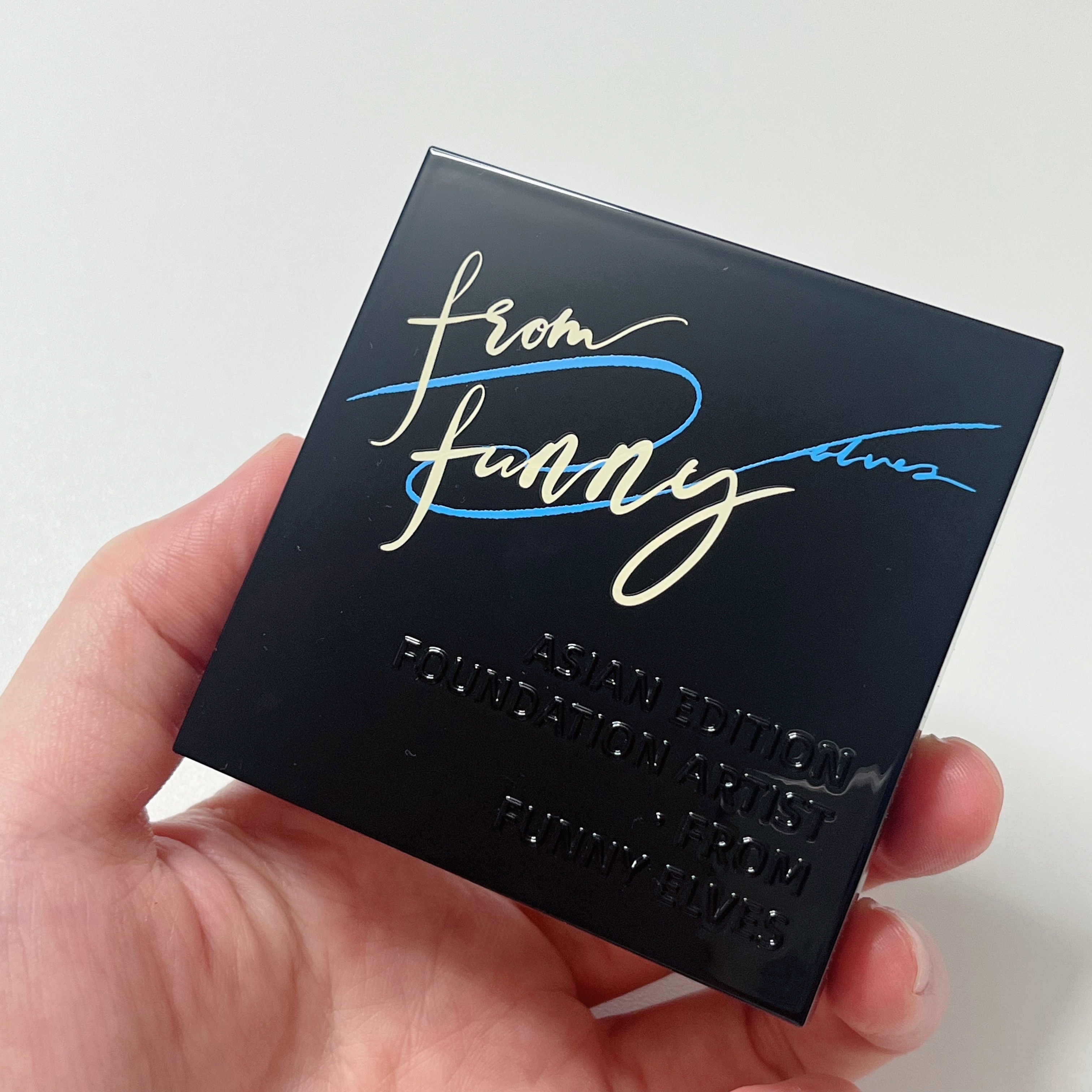 UVソフトマットプレストパウダー/FUNNY ELVES方里/プレストパウダーを使ったクチコミ（2枚目）