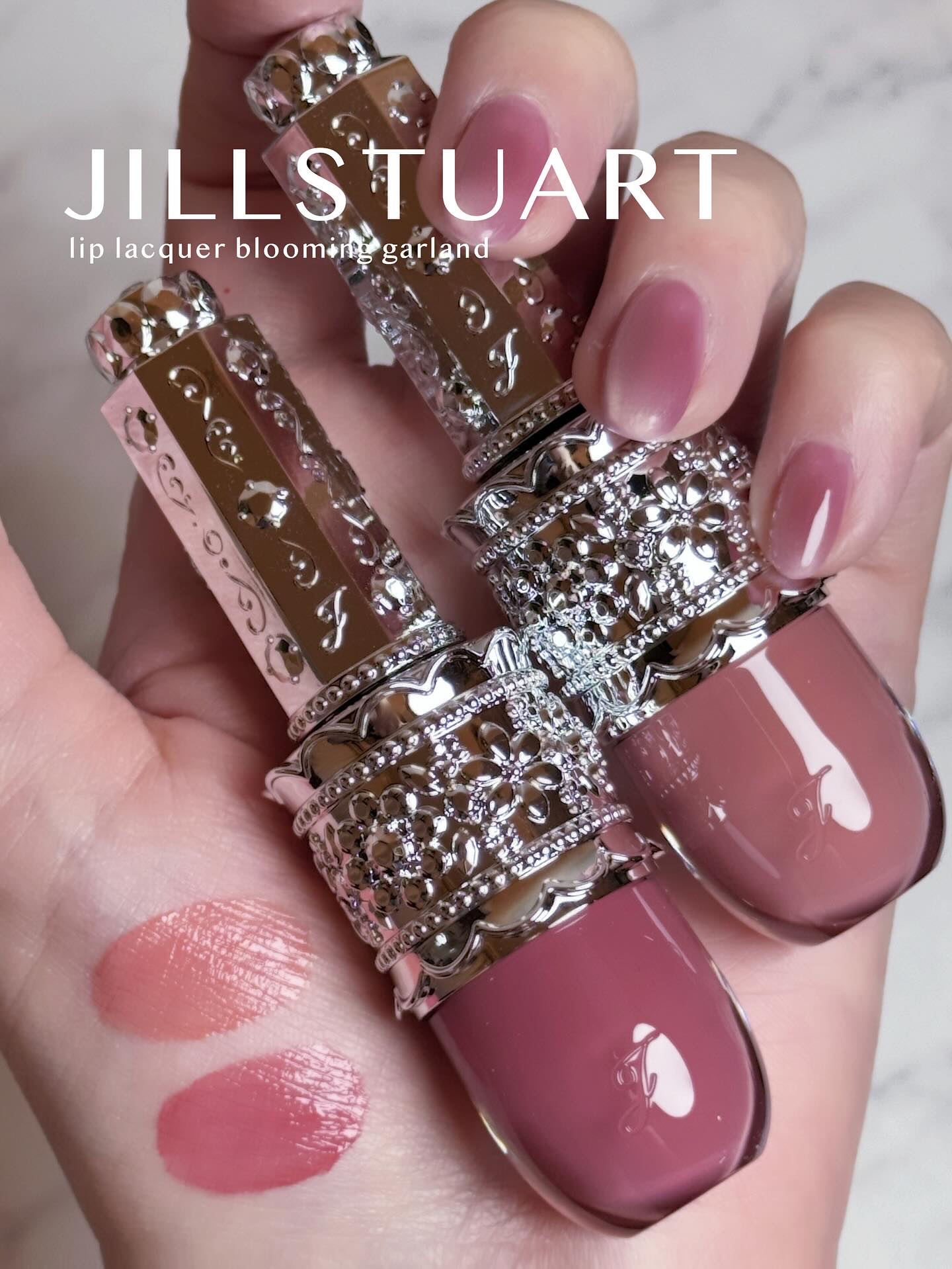 リップラッカー　ブルーミングガーランド/JILL STUART/口紅を使ったクチコミ（2枚目）