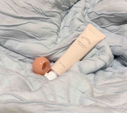 ソリッド パフューム ホワイトアプリコット/LUAFEE/練り香水を使ったクチコミ（2枚目）