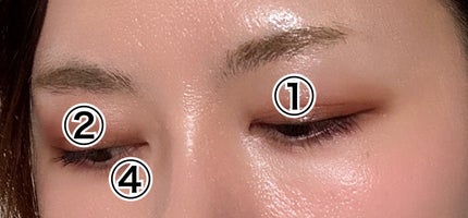 レブロン ダズル アイシャドウ クアッド/REVLON/アイシャドウパレットを使ったクチコミ(3枚目)