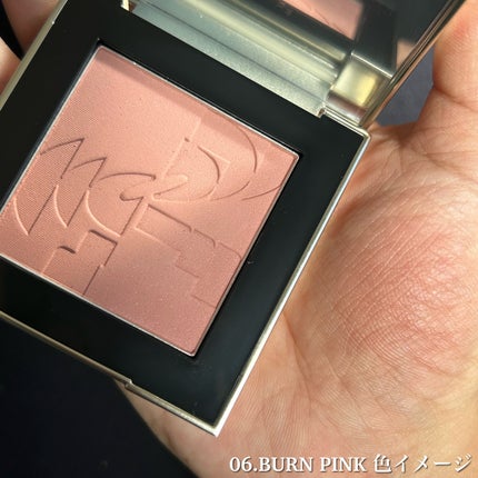 ストロビングフェイスキューブ/TWO SLASH FOUR/ハイライトを使ったクチコミ(4枚目)