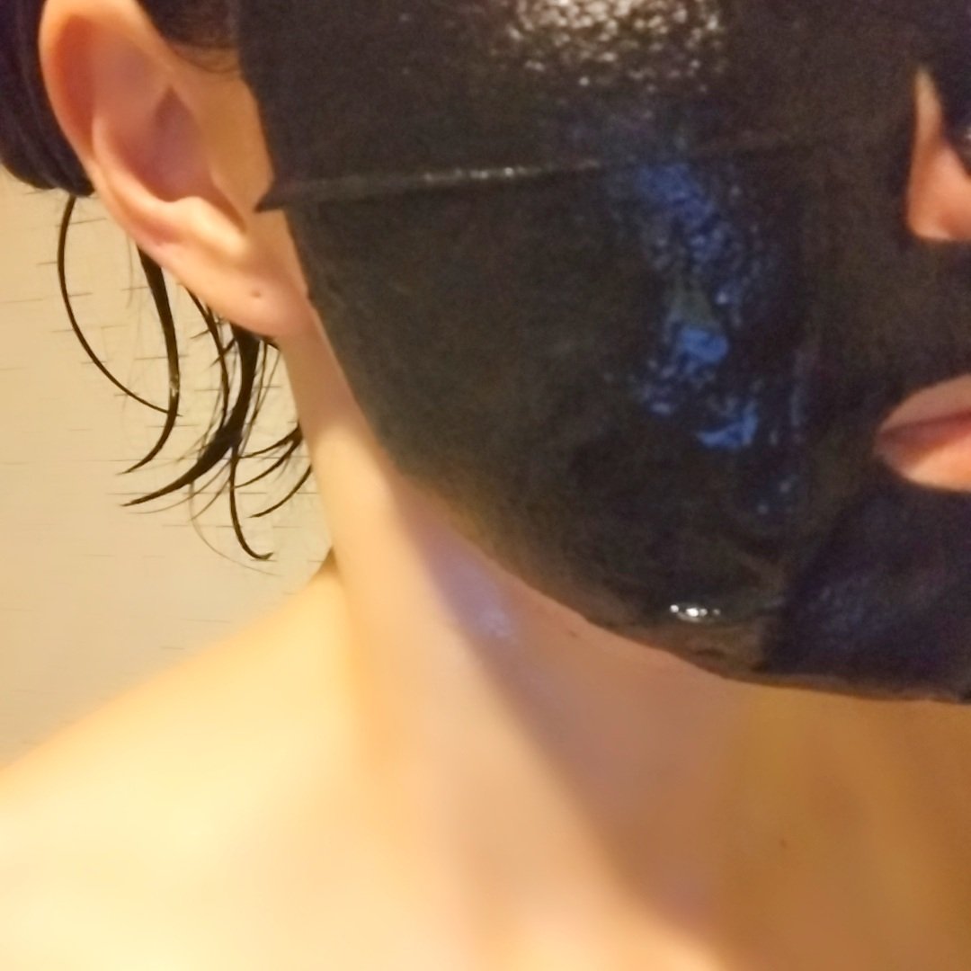 チャプター5 チャコール*ディープクリーンマスク/illuN/シートマスク・パックを使ったクチコミ（3枚目）