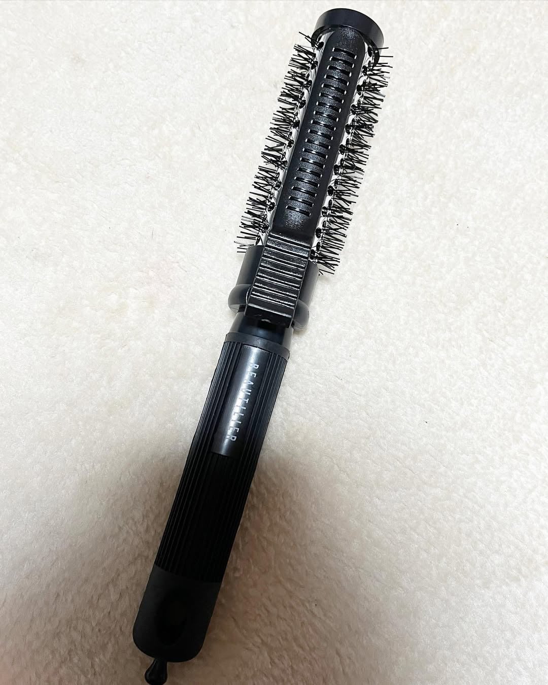 クリップ熱伝導ヘアブラシ/DAISO/ヘアブラシを使ったクチコミ(3枚目)