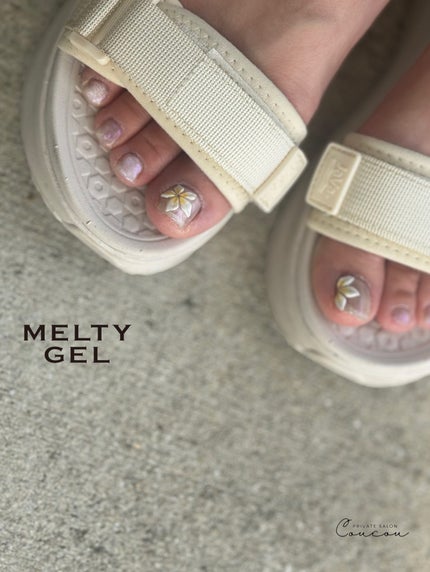 🐒ズボラママみっちゃんの高見えネイル💅 on LIPS 「←他にもたくさん投稿してます@natural_field_su..」(1枚目)