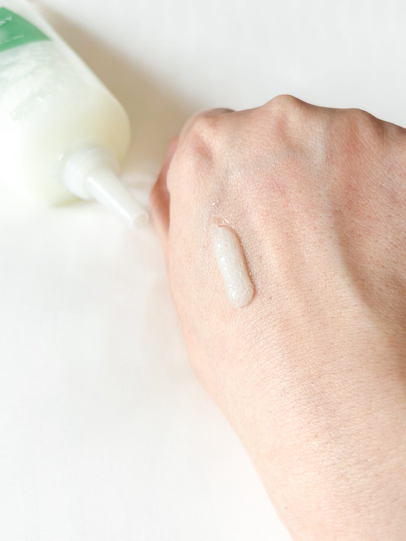 ローズマリー スカルプ スクラブ/AROMATICA/ヘッドスクラブを使ったクチコミ(4枚目)