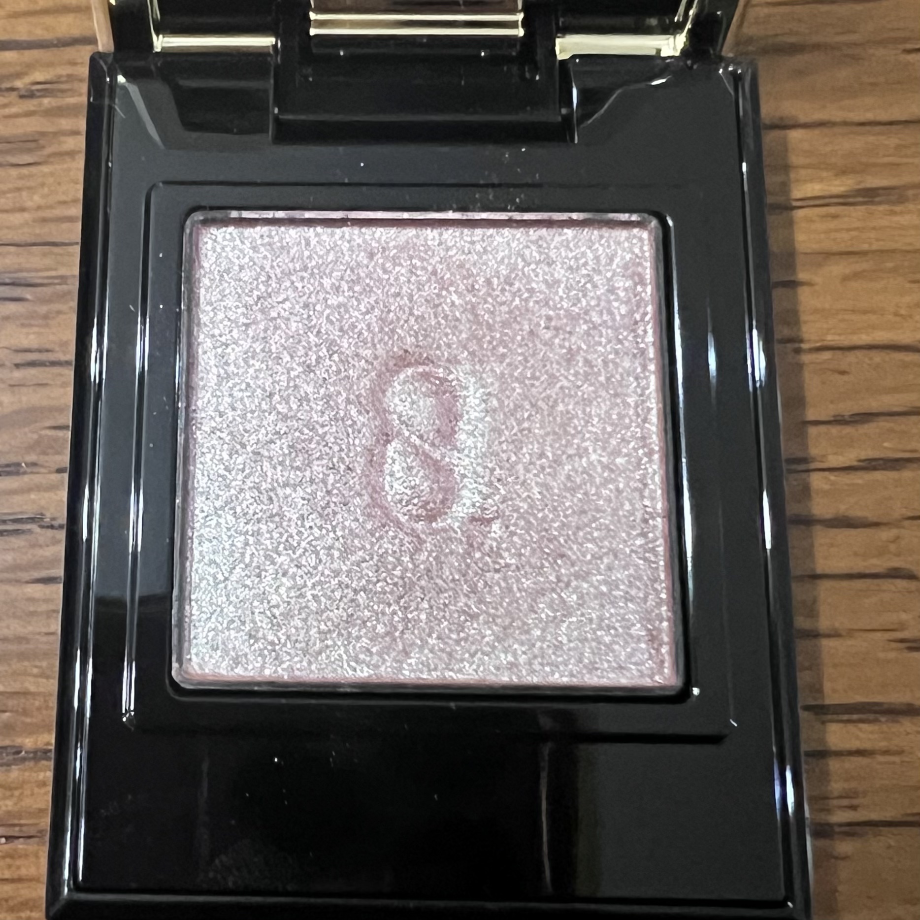 ブラーリング カラー ブラッシュ/SUQQU/パウダーチークを使ったクチコミ（3枚目）