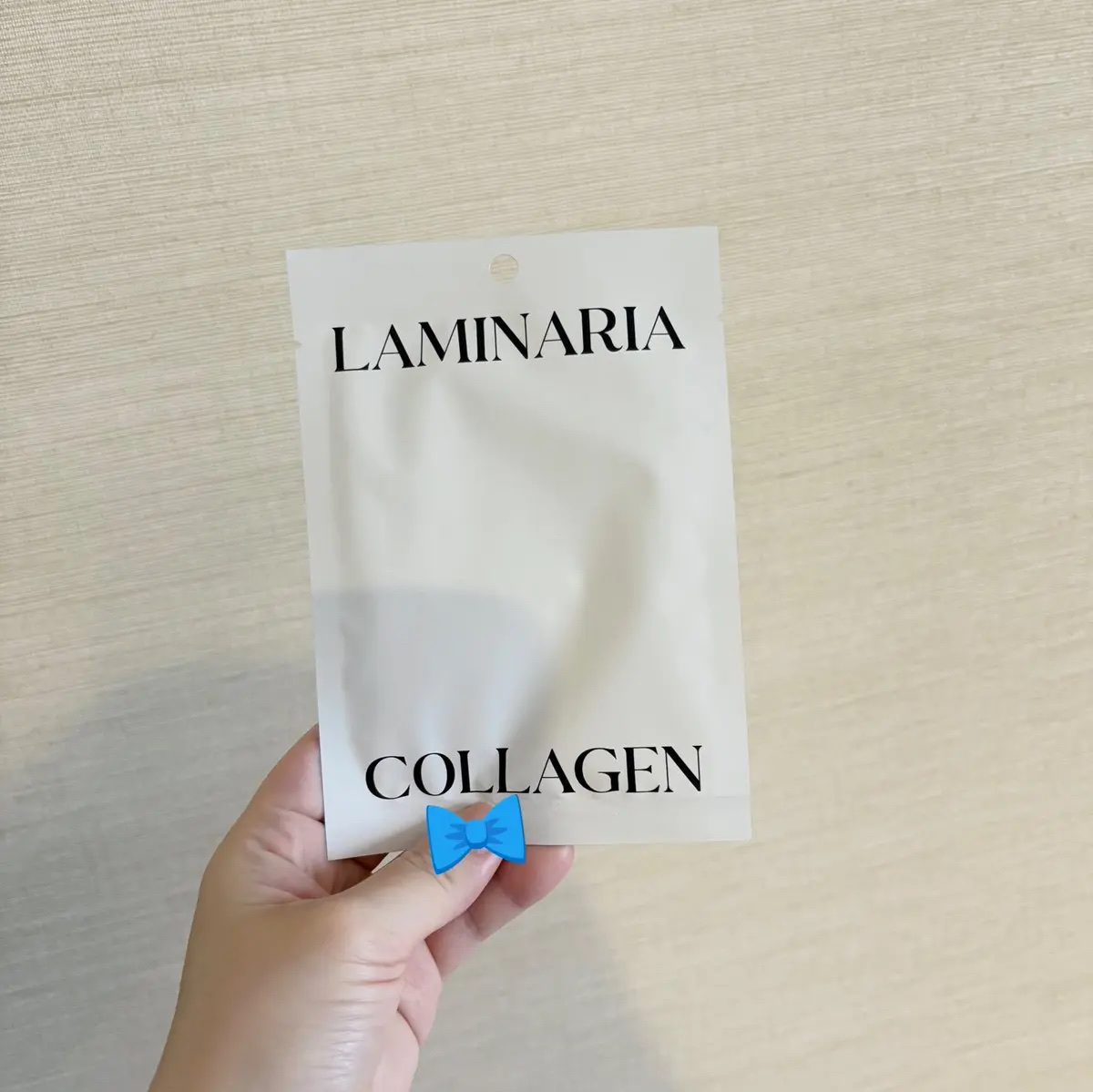 お初のションリ✨
ラミナリアコラーゲンファーミングマスク💚

想像以上に粘性があって驚いたけどマコンブエキスが入ってるからなんだね😳
厚手なシートでしっかり潤いも感じて混合肌でも使いやすかった！



#肌水分チャージレシピ #スキンケ
