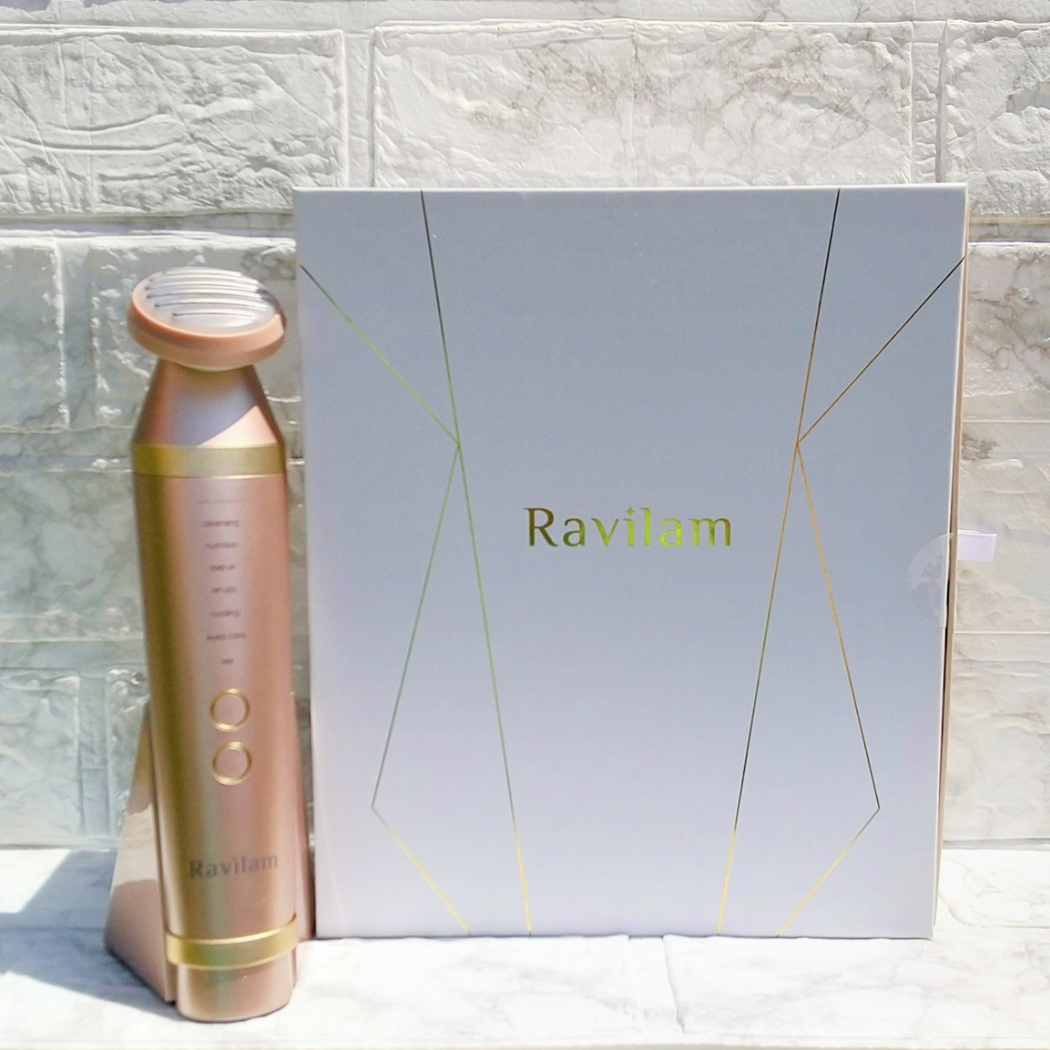 ‼️値下げ‼️Ravilam Face Care+ 美顔器　新品 Amazon.co.jp: Ravilam フェイスケア美顔器 Face Care＋ 毛穴