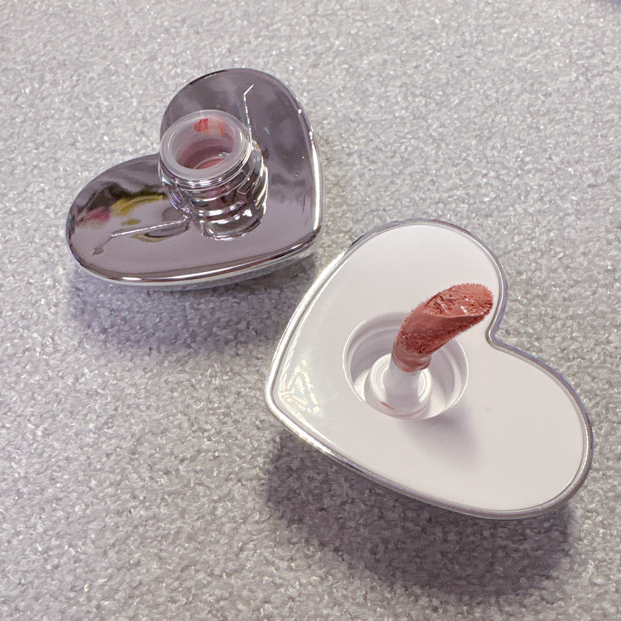 シルバーパース ムースクリーム リップ＆チーク/oiad/ジェル・クリームチークを使ったクチコミ（2枚目）