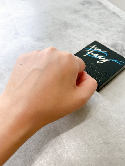 UVソフトマットプレストパウダー/FUNNY ELVES方里/プレストパウダーを使ったクチコミ(3枚目)