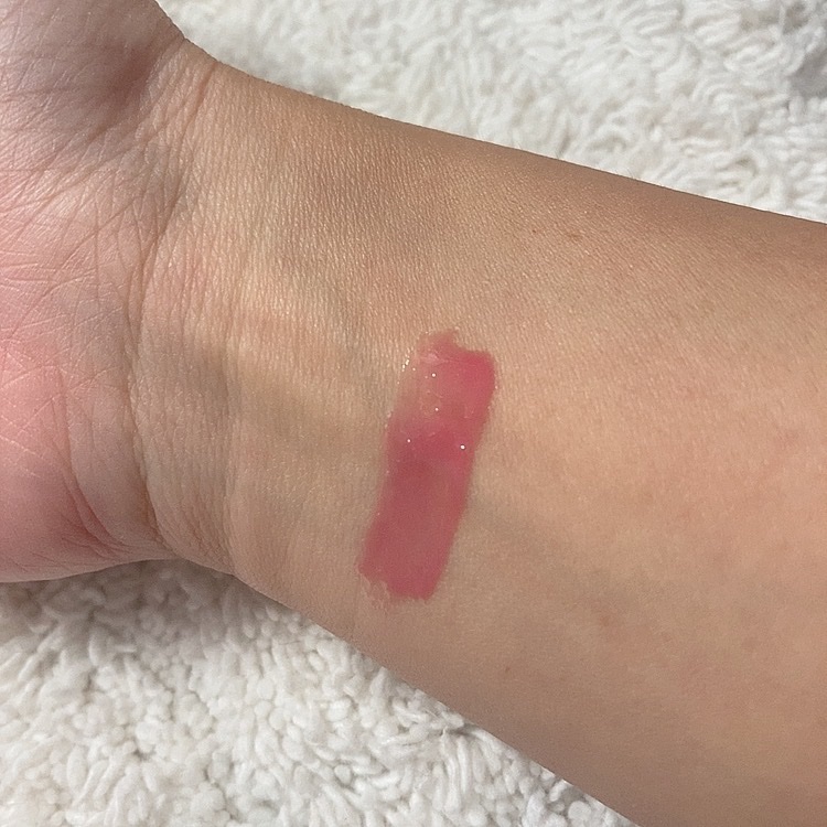 ジルスチュアート　クリスタルブルーム　リップブーケ セラム 05 lily fuchsia/JILL STUART/リッププランパーを使ったクチコミ（2枚目）