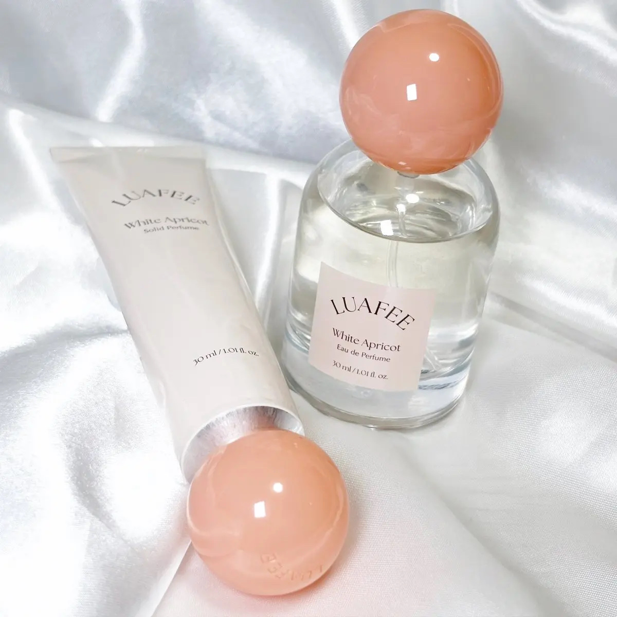 ソリッド パフューム ホワイトアプリコット/LUAFEE/練り香水を使ったクチコミ（1枚目）