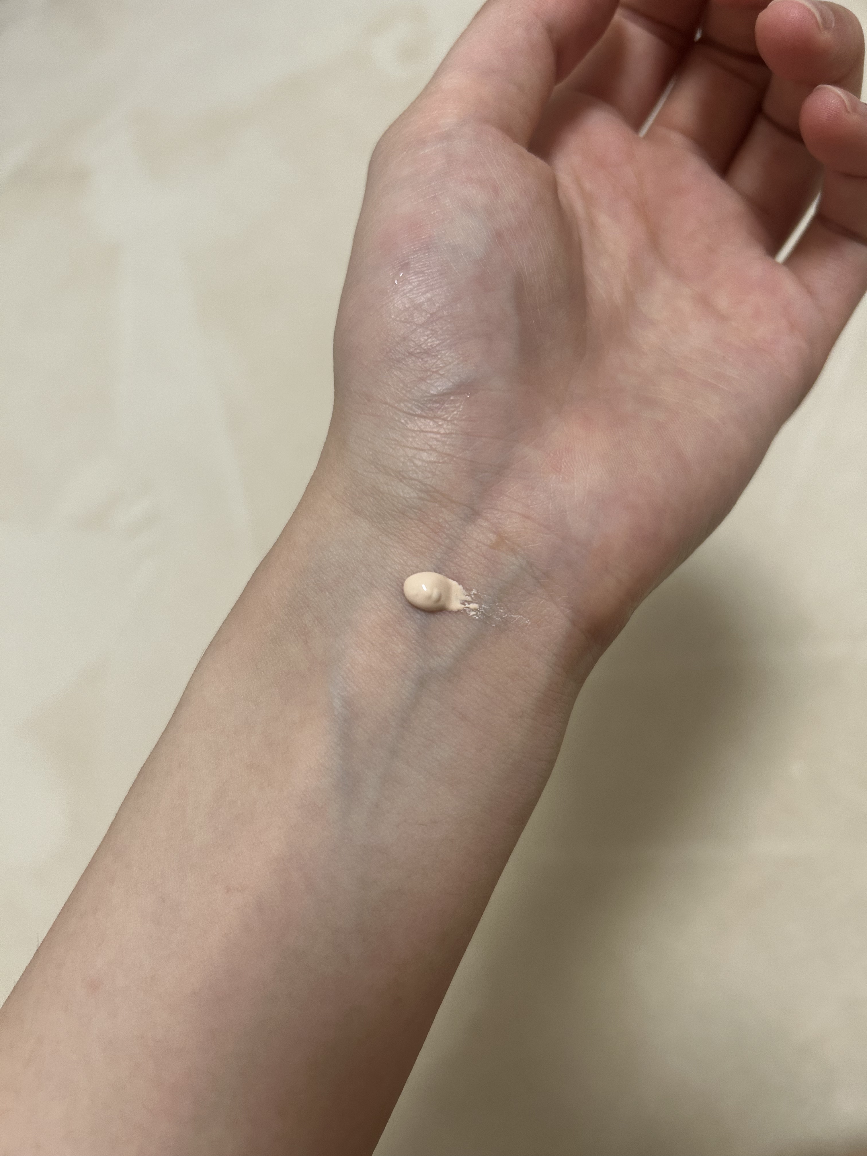 モイストプリズムプライマー/キャンメイク/化粧下地を使ったクチコミ（2枚目）