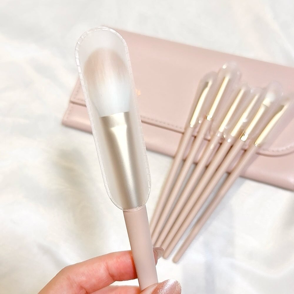 りぃさんのコスメ日記💄 on LIPS 「アイシャドウブラシセットブロッサムスイートサクラ♡毎日のメイク..」(2枚目)