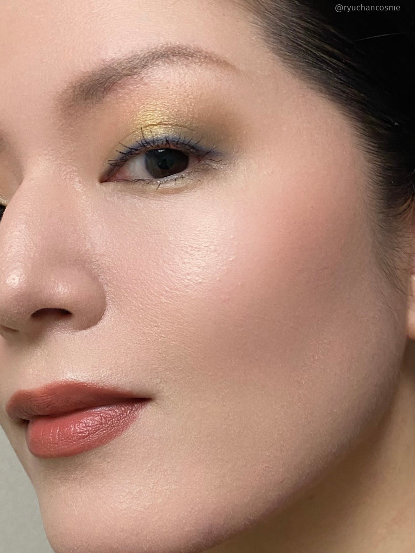 ルージュ ジェ ラグジュリアス ヴェルヴェット/GUERLAIN/口紅を使ったクチコミ(4枚目)