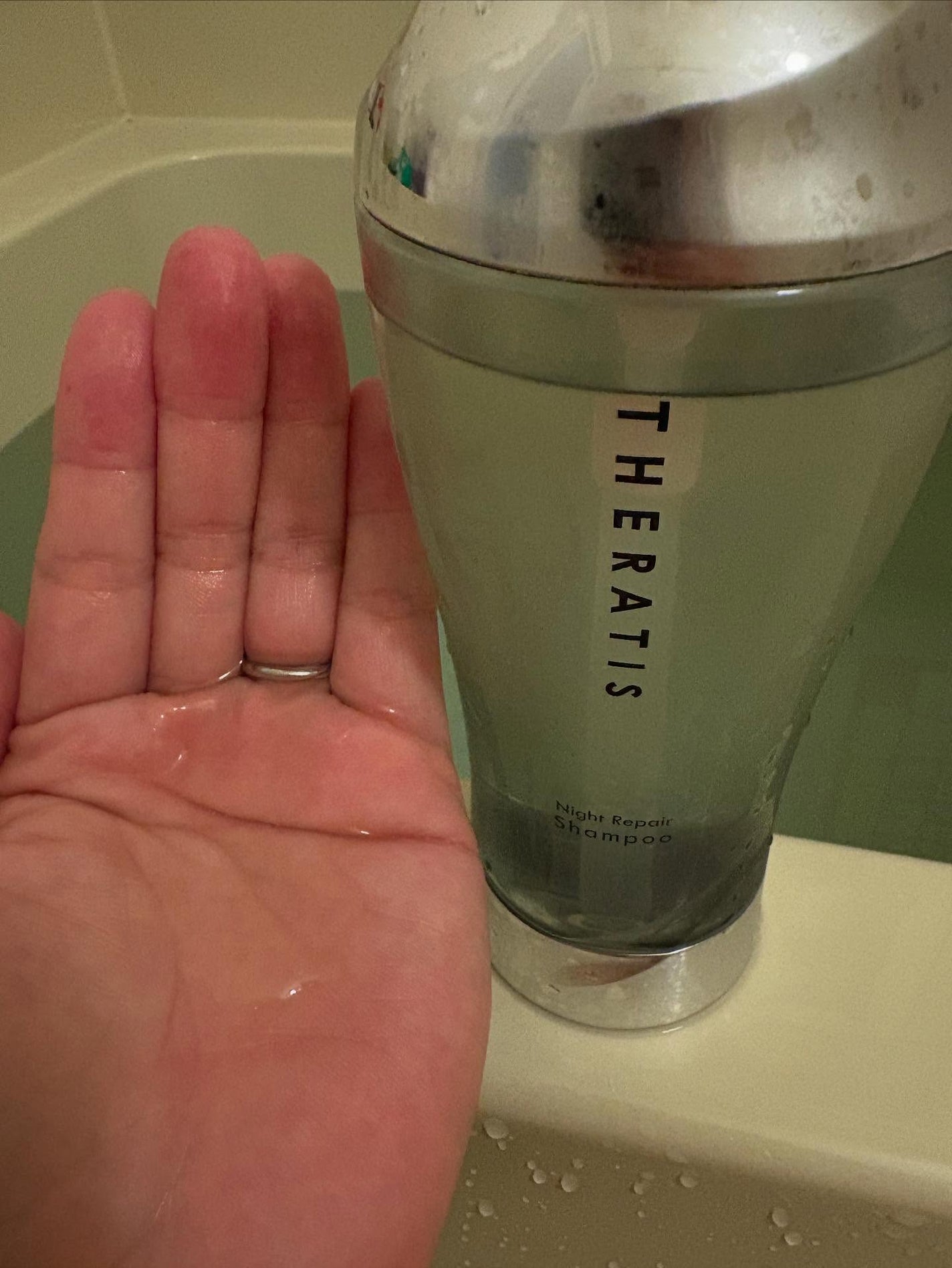 ナイトリペア シャンプー/ヘアトリートメント/THERATIS/シャンプー・コンディショナーを使ったクチコミ(2枚目)