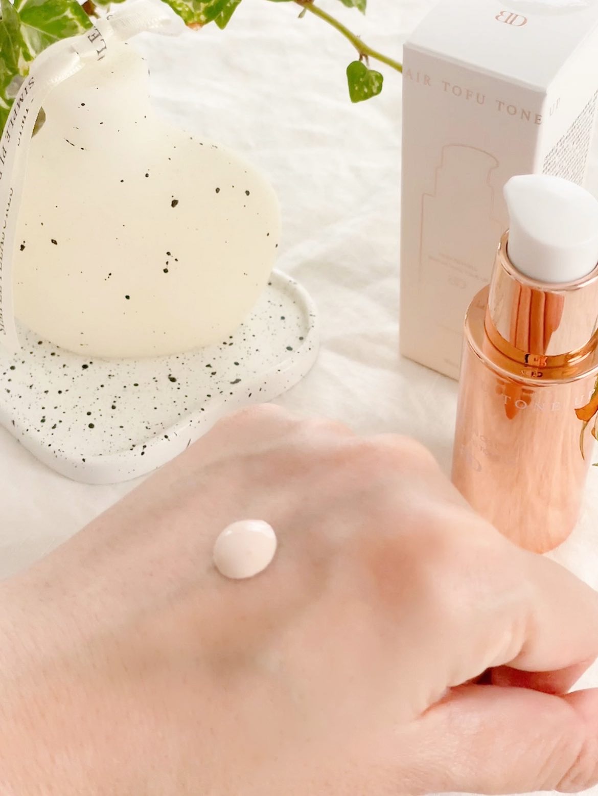 [ブランドゥブ]ヌボンセル リペア豆腐 トーンアップクリーム (SPF40・PA++)/BLANC DUBU/化粧下地を使ったクチコミ（2枚目）