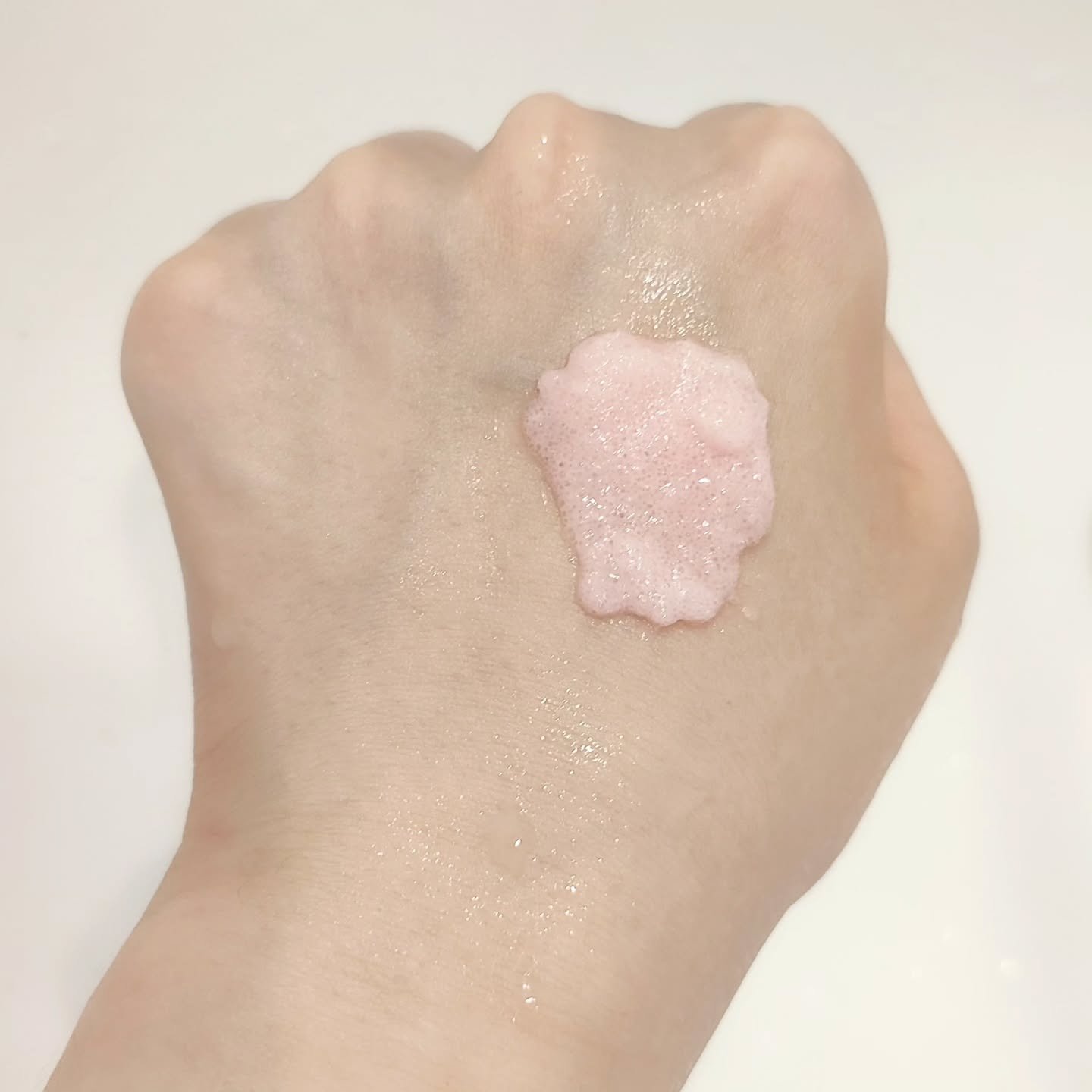 Q+Me スウィート ボム タラソ スクラブ/AGARISM/バスト・ヒップケアを使ったクチコミ（3枚目）