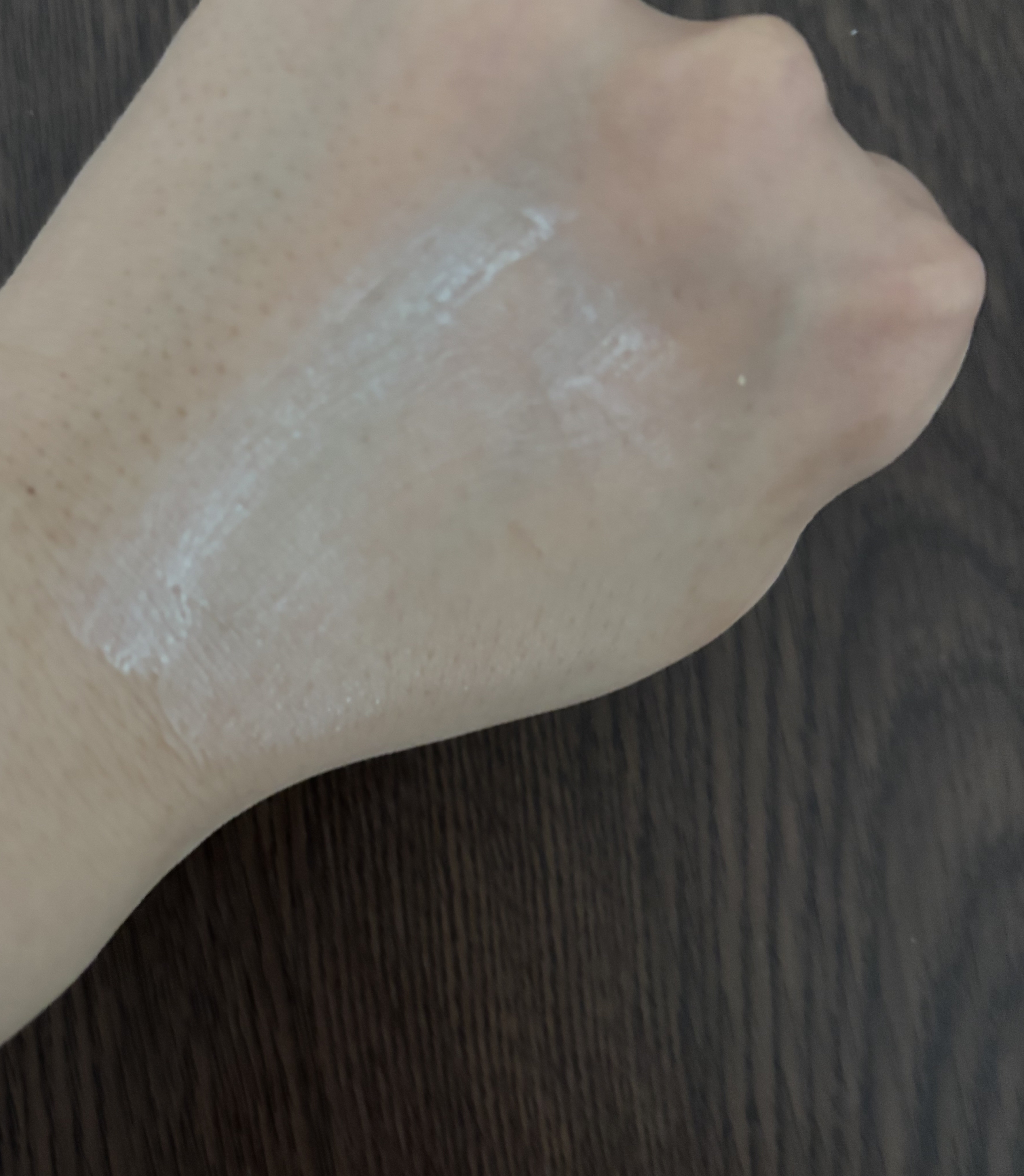 ビオレ アクアリッチ エアリーホールドクリーム（呼吸感ベールUV）のクチコミ「ビオレ
アクアリッチ エアリーホールドクリーム
呼吸感ベールUV

最近大当たりだった日焼け止.....」（3枚目）