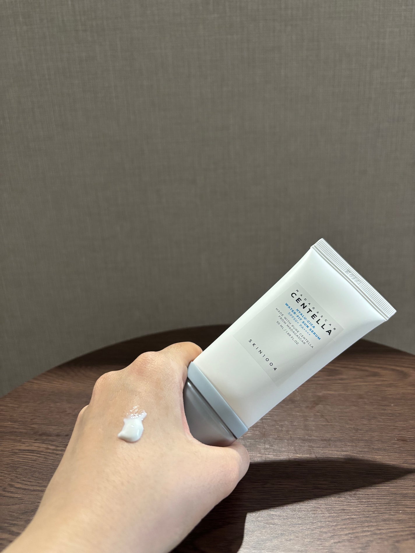 ヒアルーシカ ウォーターフィット サンセラム/SKIN1004/日焼け止めローションを使ったクチコミ(3枚目)