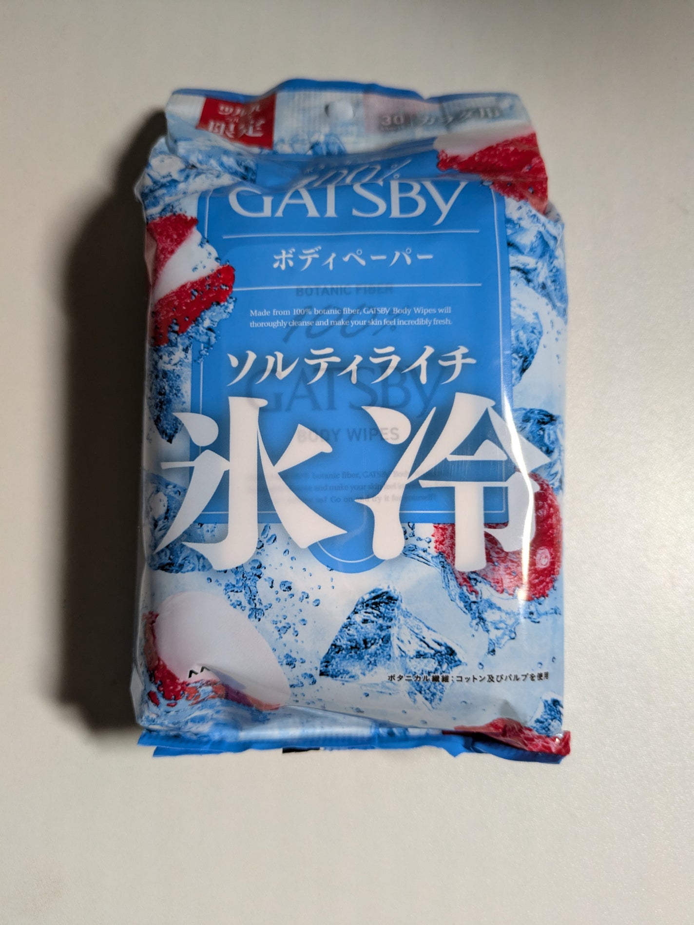 黄猫 on LIPS 「まだまだ暑くて手放せない‼️GATSBYアイスボディペーパーソ..」(1枚目)