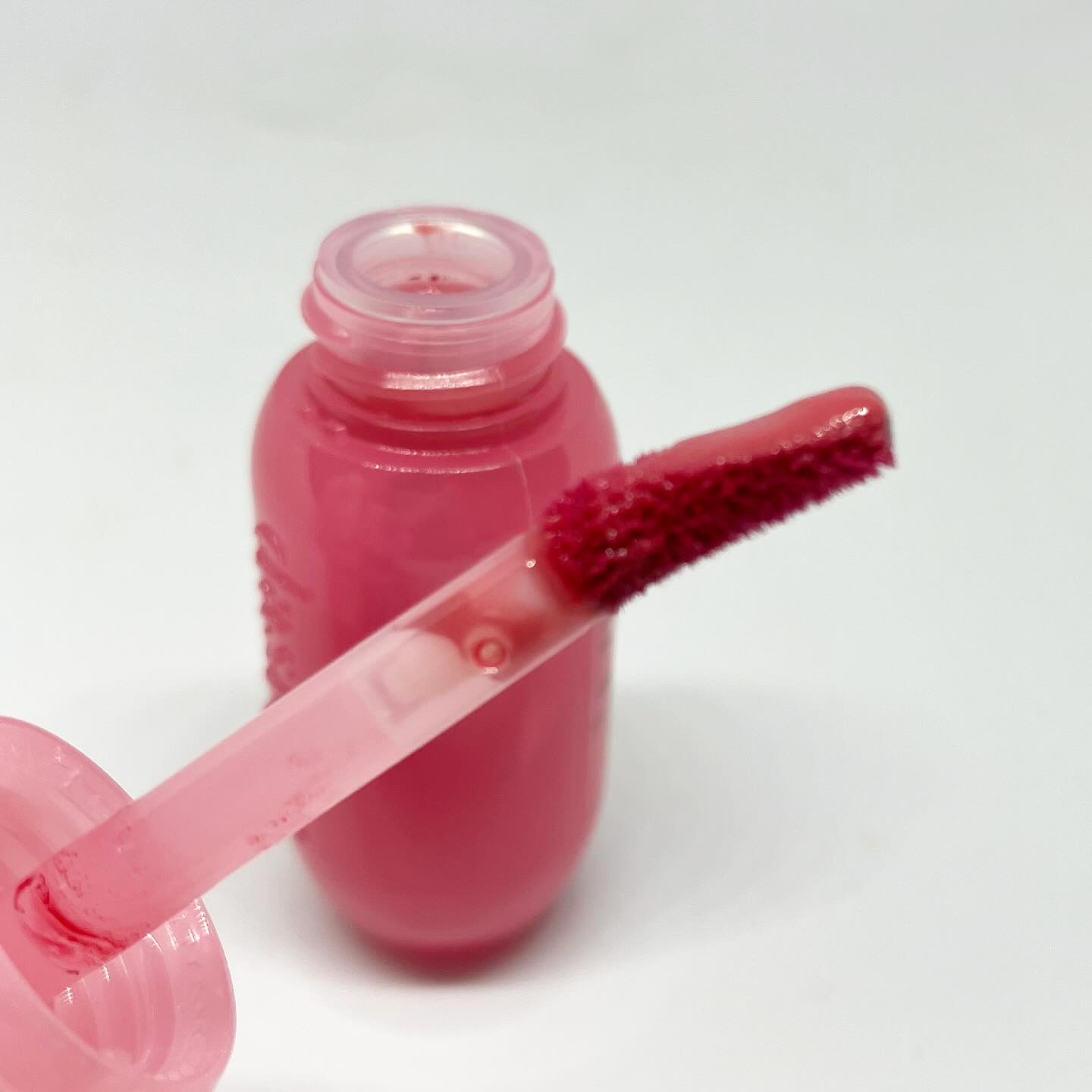 ジューシーデューイグロウティント/dasique/リップティントを使ったクチコミ（2枚目）