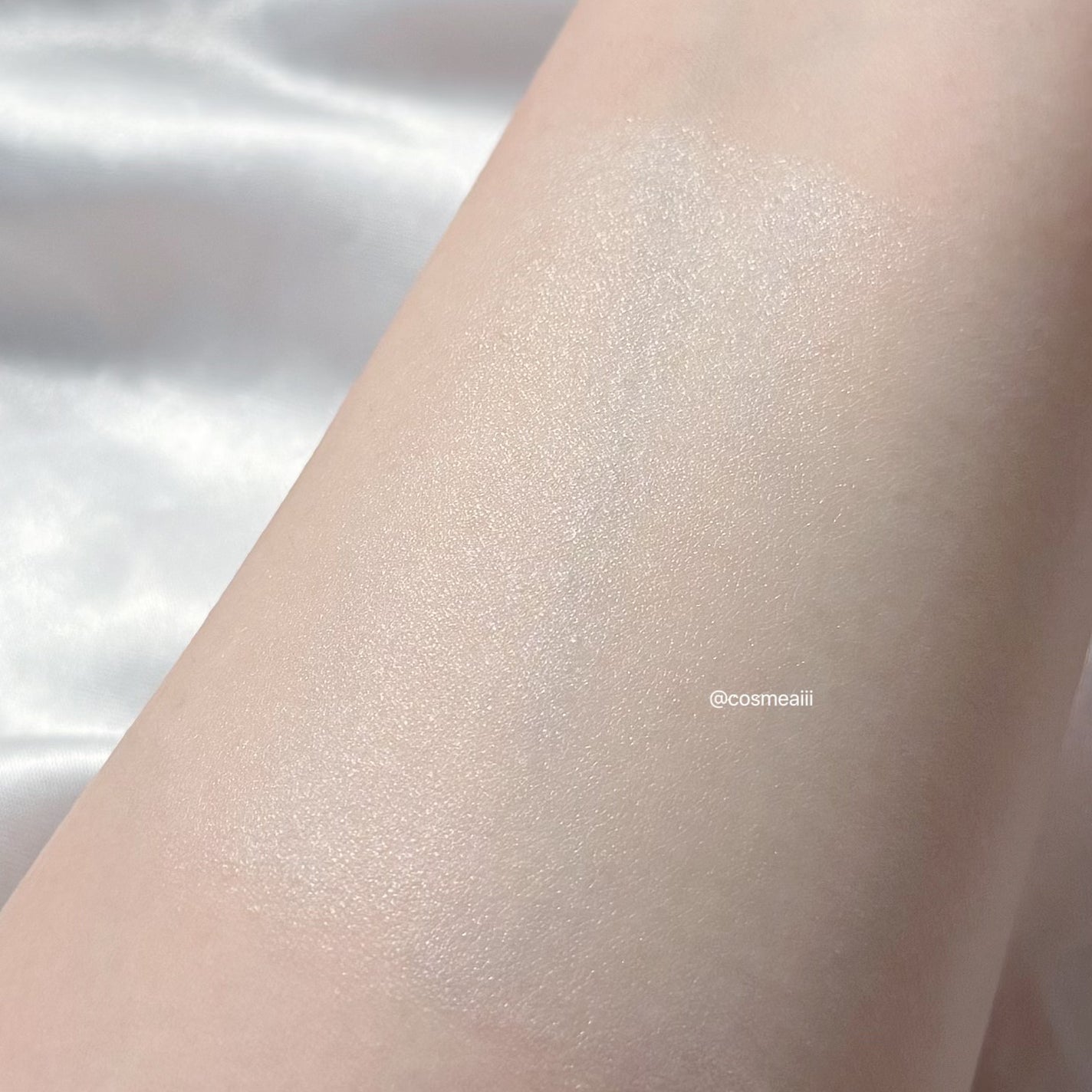 カーミンググロウアップクッションファンデーション/favs/リキッドファンデーションを使ったクチコミ(5枚目)