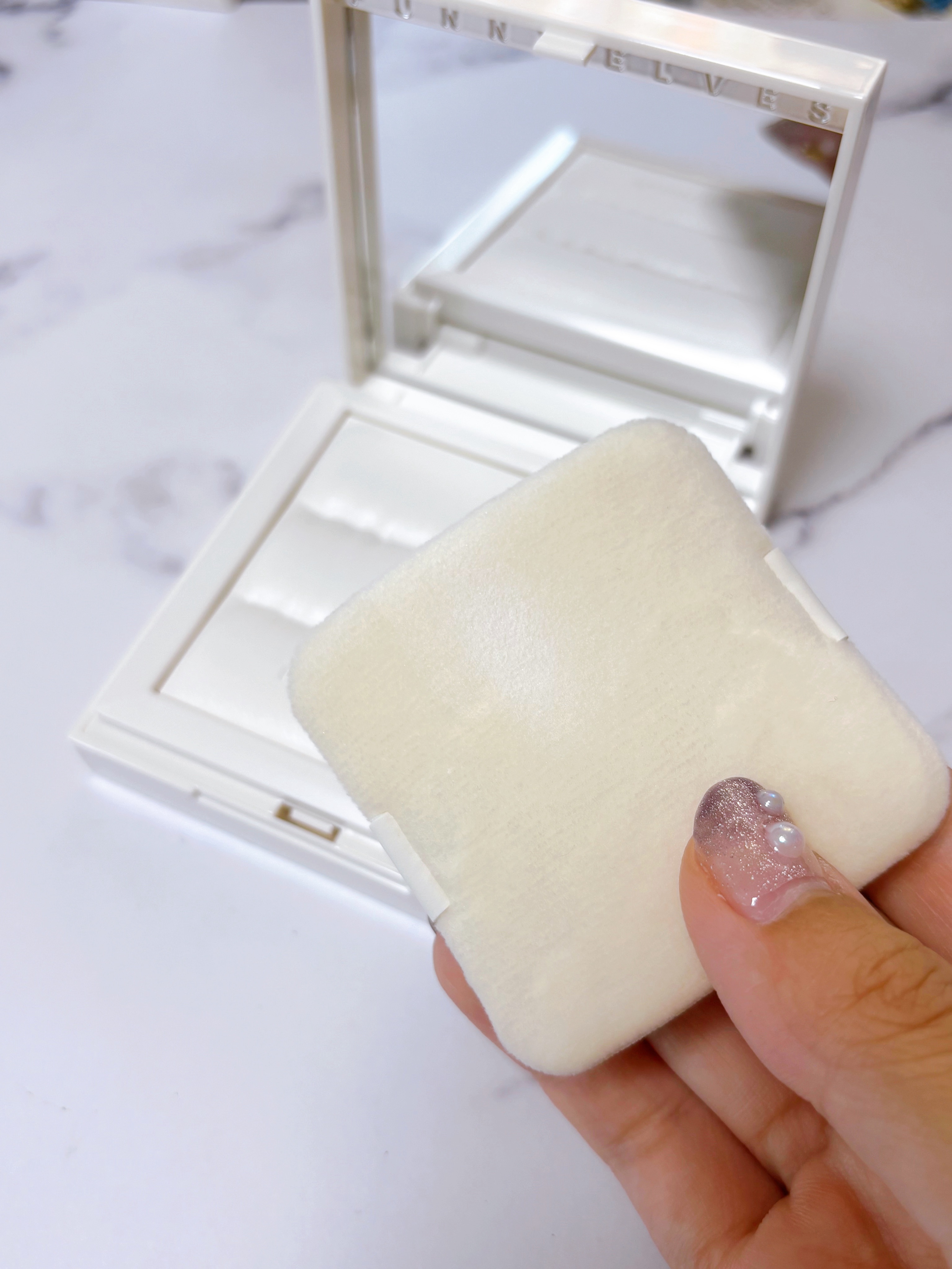 ノートレースシースルーセッティングパウダー/FUNNY ELVES方里/プレストパウダーを使ったクチコミ（3枚目）