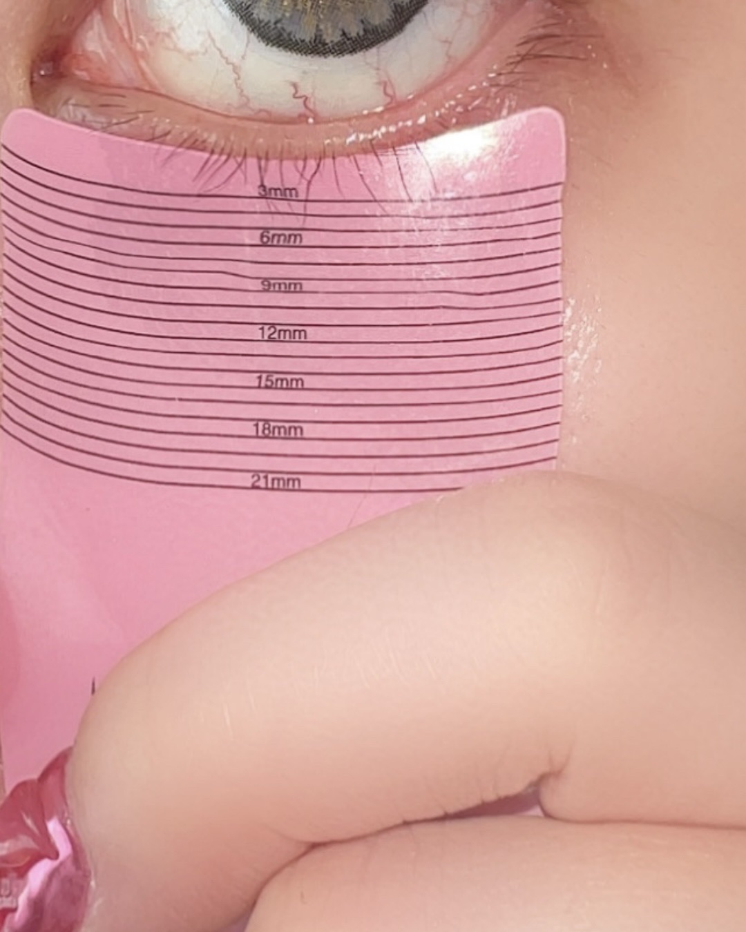 アイラッシュセラム100EX/COSNORI/まつげ美容液を使ったクチコミ（3枚目）