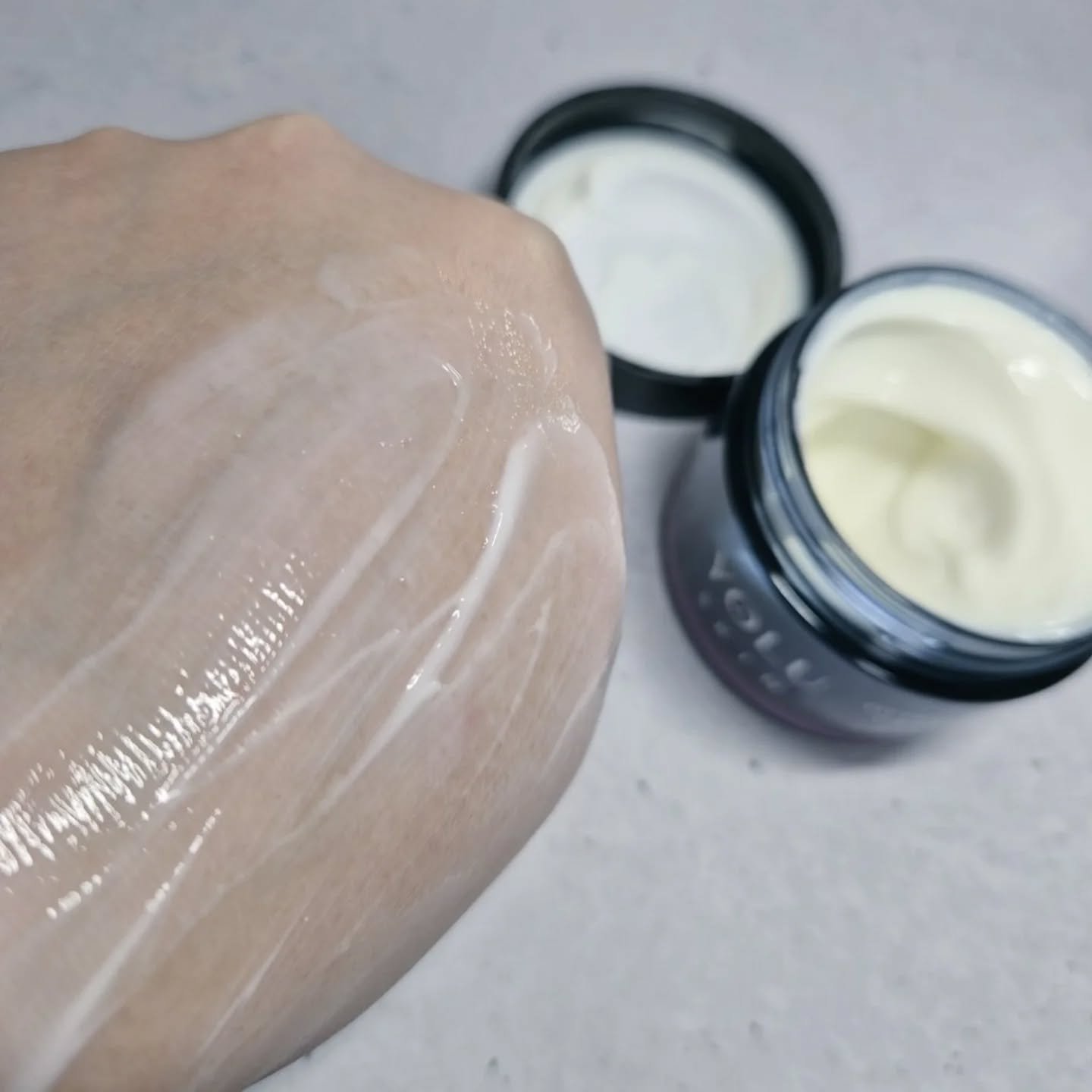 ヨル スキン オーバーナイトクリーム モイスト/YOLU/フェイスクリームを使ったクチコミ（3枚目）