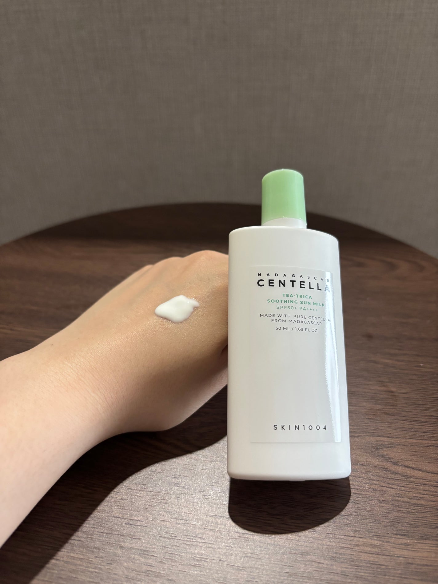 ティーツリカ スージング サンミルク/SKIN1004/日焼け止めミルクを使ったクチコミ(3枚目)