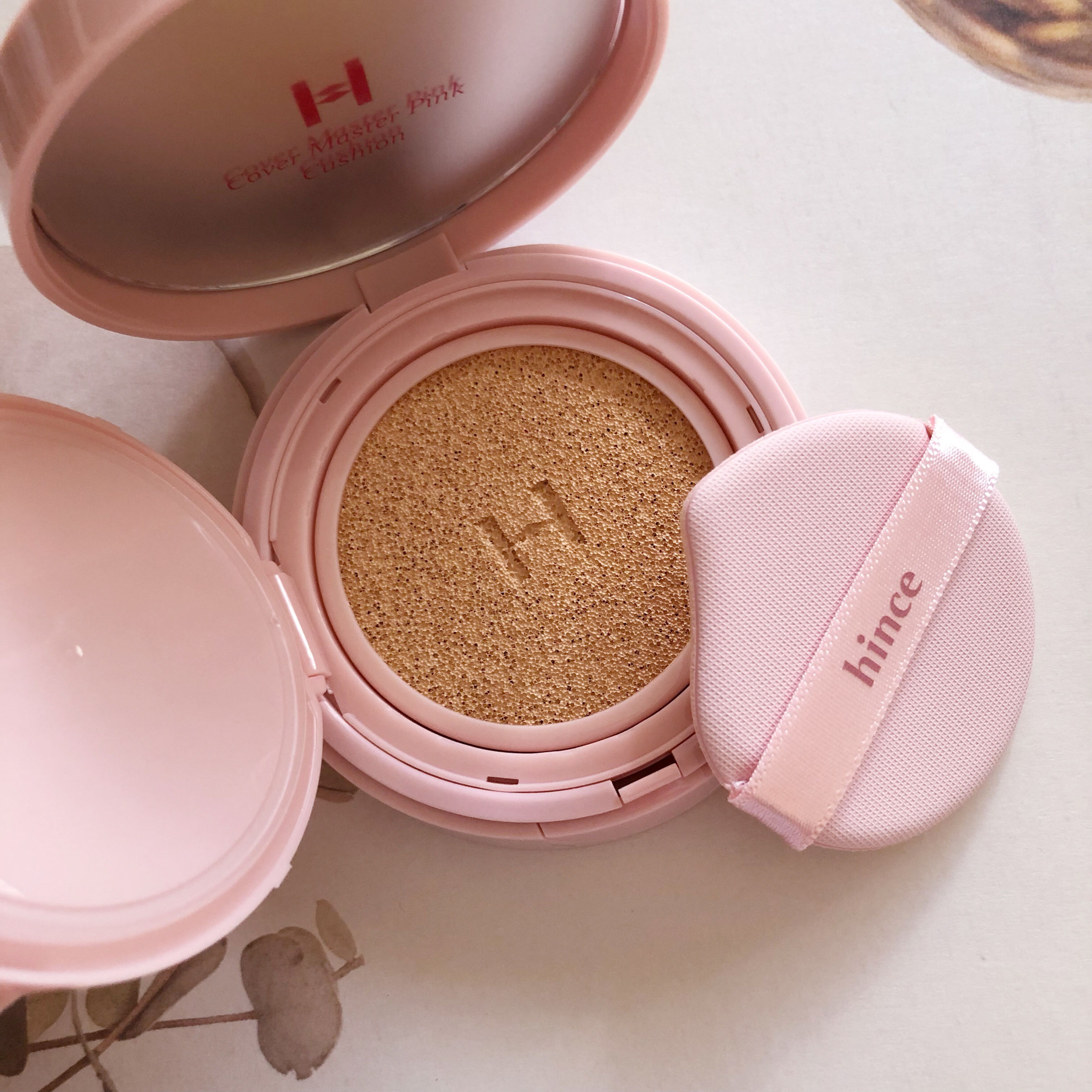 カバーマスターピンククッション/hince/クッションファンデーションを使ったクチコミ（2枚目）