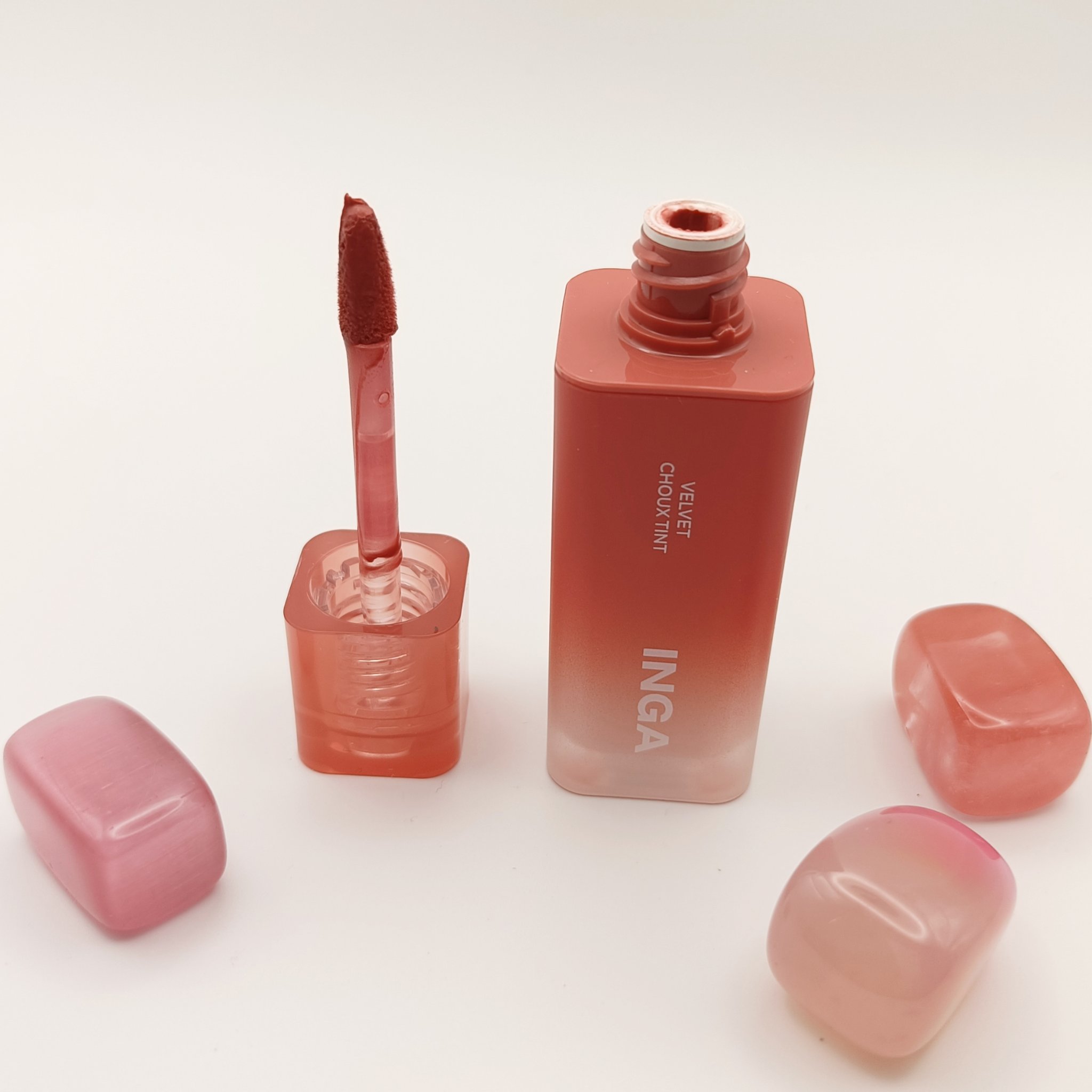 ベルベットシューティント/INGA/リップティントを使ったクチコミ（3枚目）