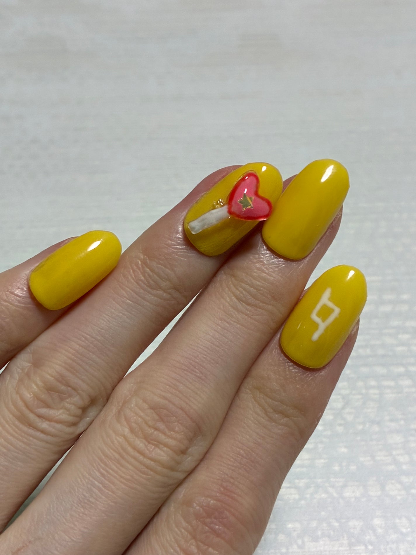 ジェルネイル(ライト対応)/セリア/ジェルネイルを使ったクチコミ(4枚目)