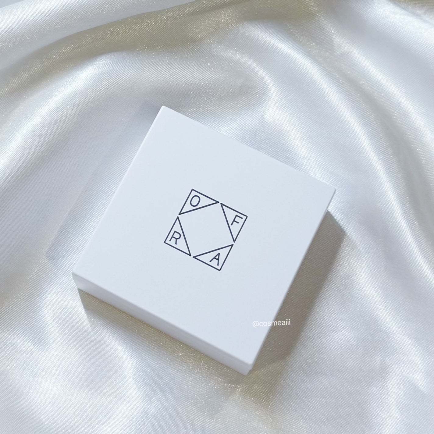 OFRA mini Highlighter/Ofra Cosmetics/パウダーハイライトを使ったクチコミ(2枚目)