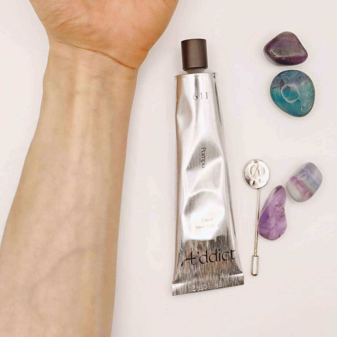 ãããð€ãšããµ on LIPS ã#æäŸA'ddictsolidperfumeNaked611p..ãïŒ4æç®ïŒ