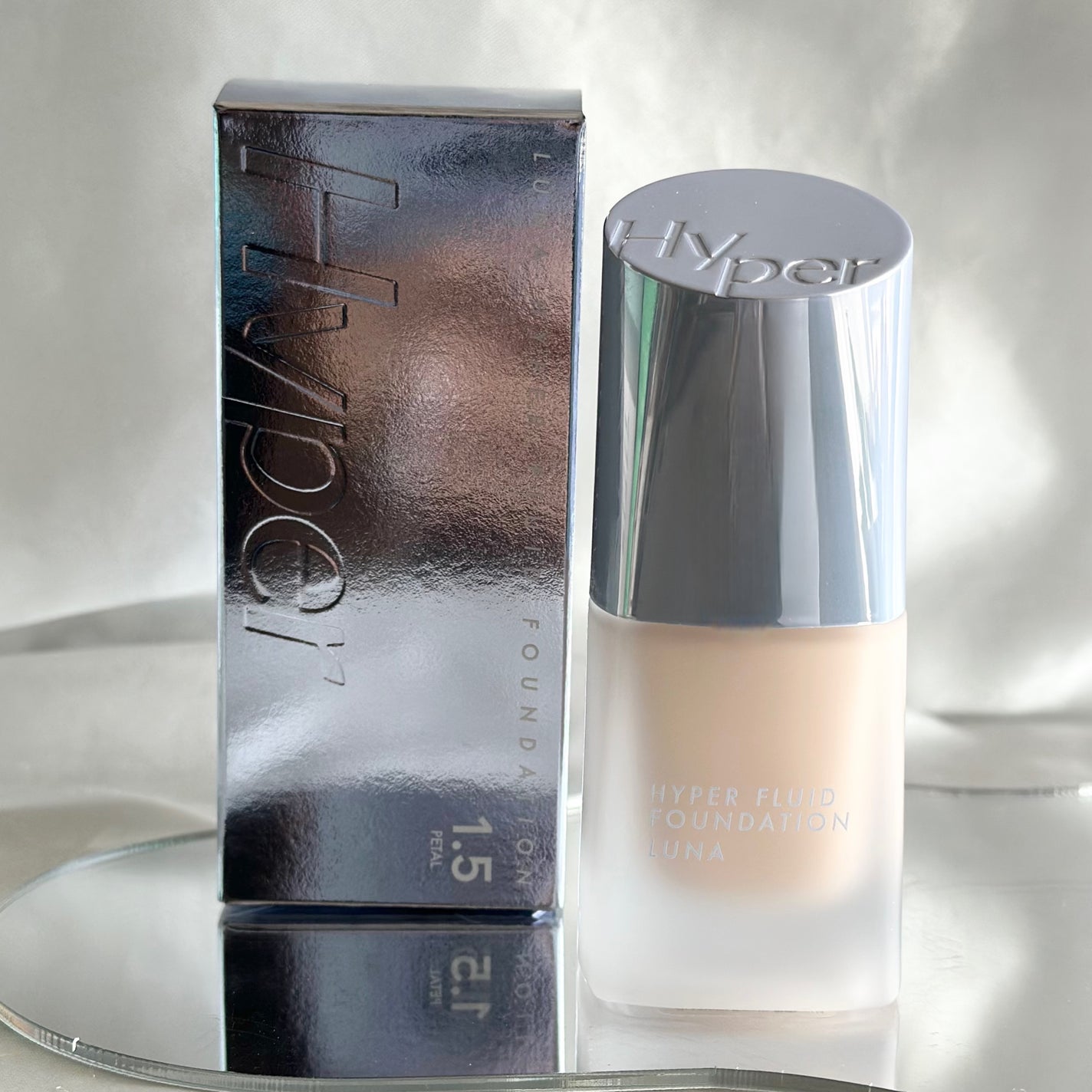 あたりちゃん🤍フォロバ on LIPS 「LUNAハイパーフルイドファンデーションを使用♡カラーは0.7..」(2枚目)