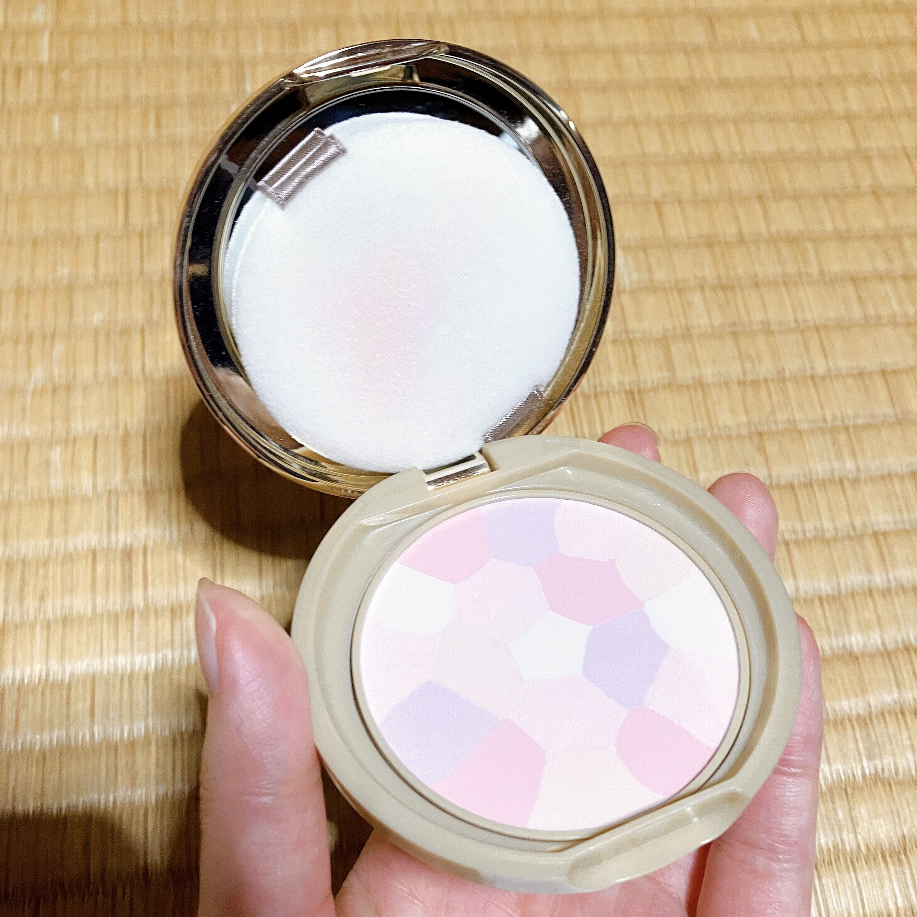 マシュマロフィニッシュパウダー　～Abloom～/キャンメイク/プレストパウダーを使ったクチコミ（1枚目）