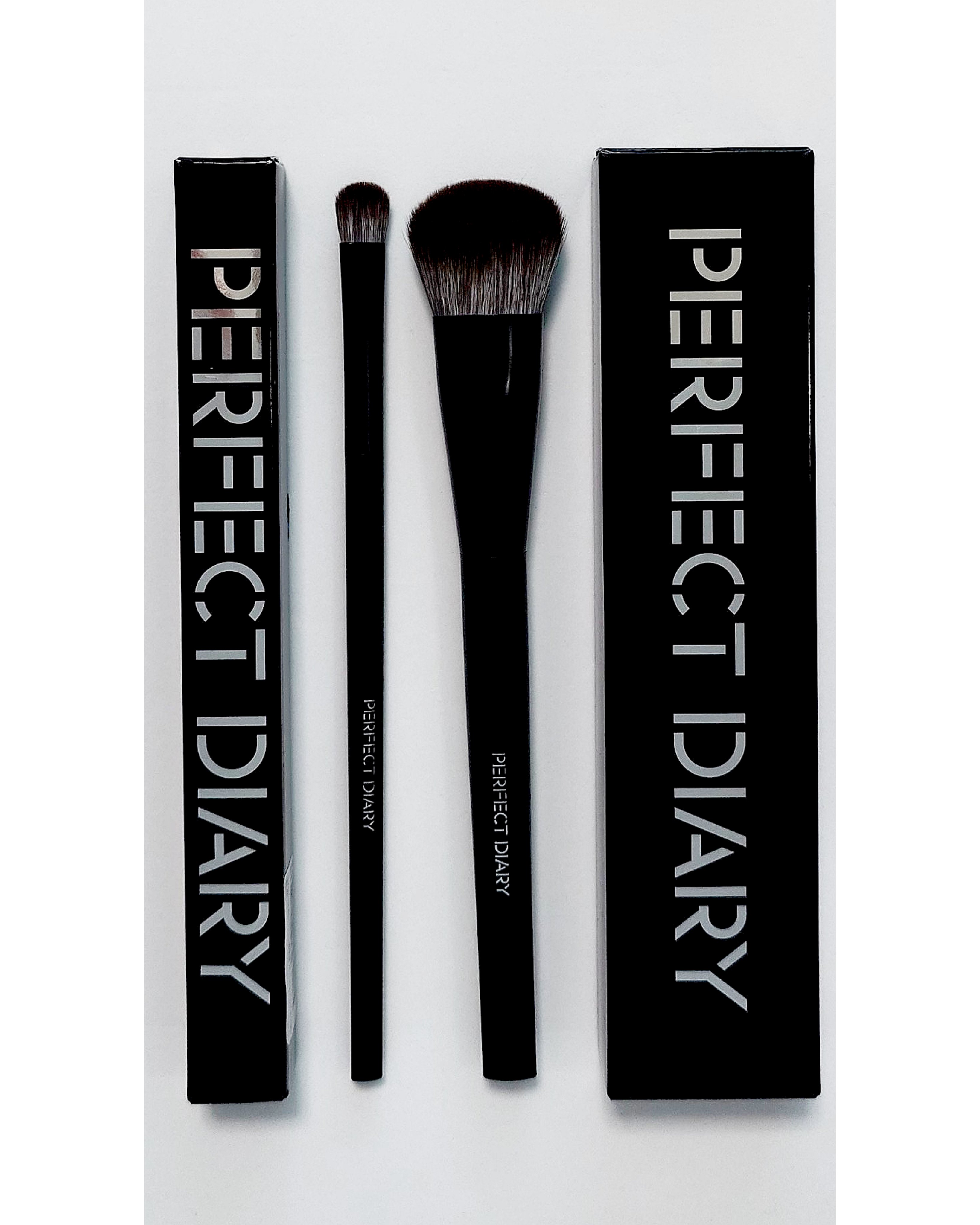 マスターメイクアップブラシ フェイスブラシ (ファンデーションブラシ002)/PERFECT DIARY/メイクブラシを使ったクチコミ（1枚目）